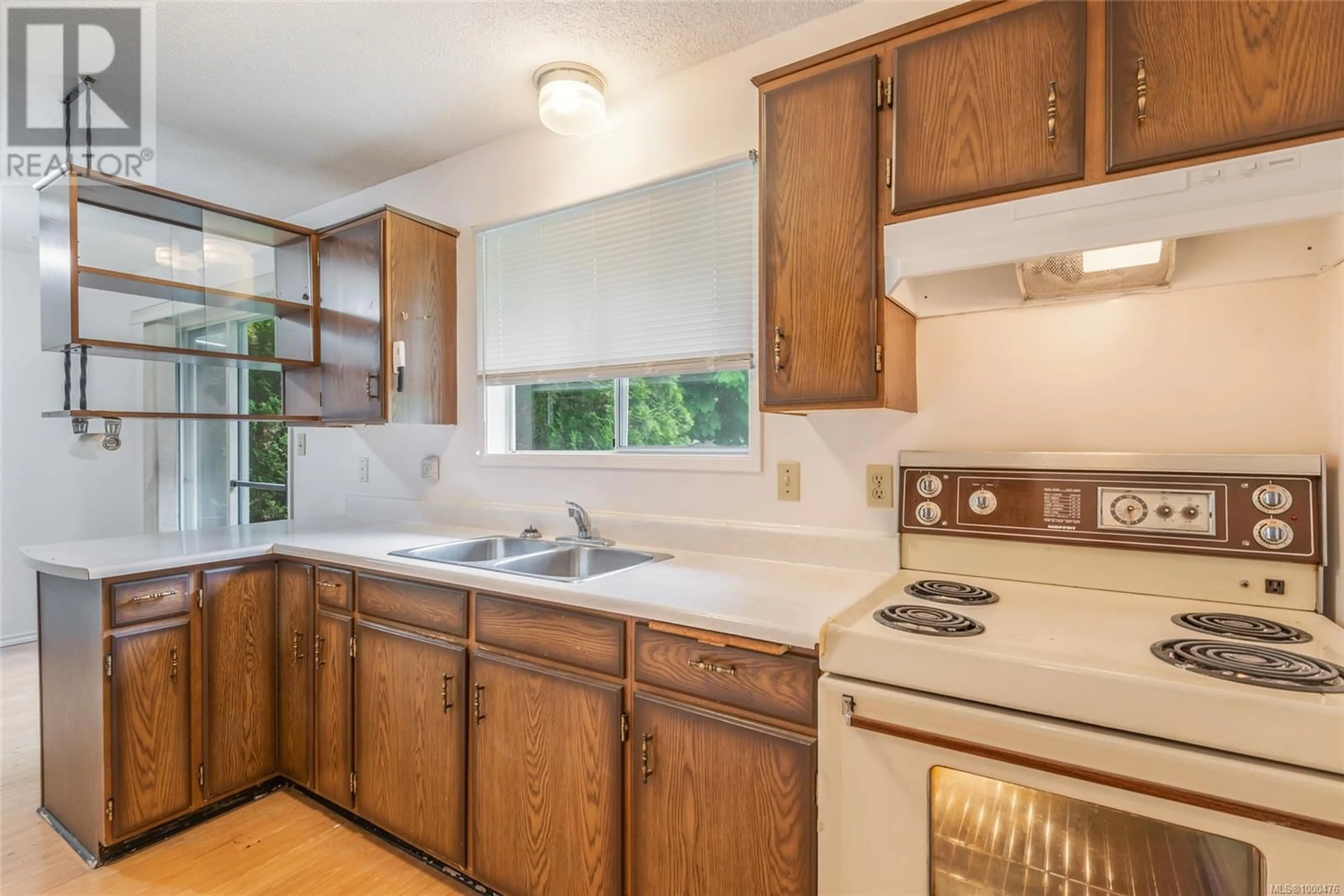 Standard kitchen, unknown for 2210 HAMILTON DRIVE, Port Alberni British Columbia V9Y1B6