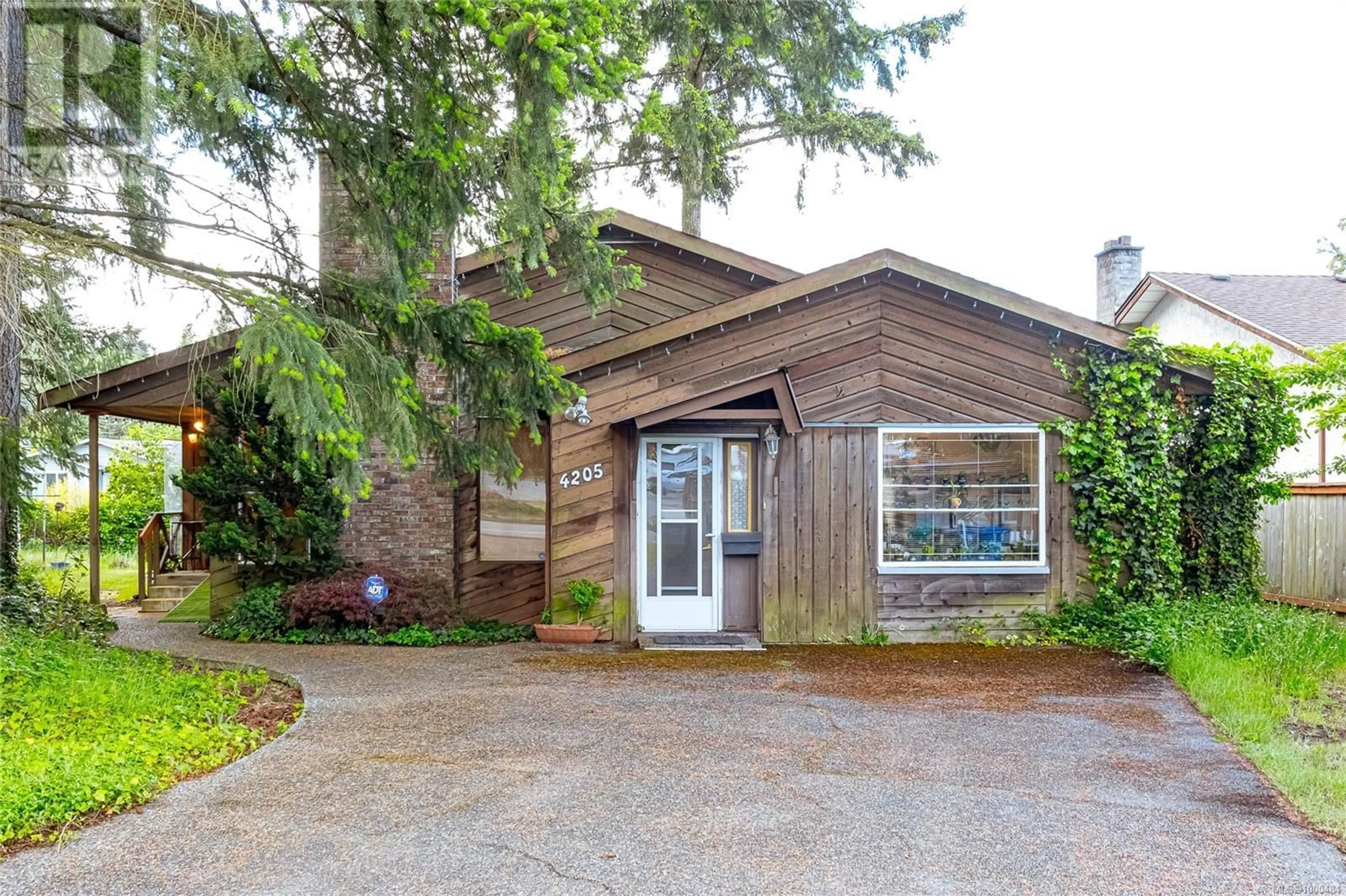 Unknown for 4205 UPLANDS DRIVE, Nanaimo British Columbia V9T4M5