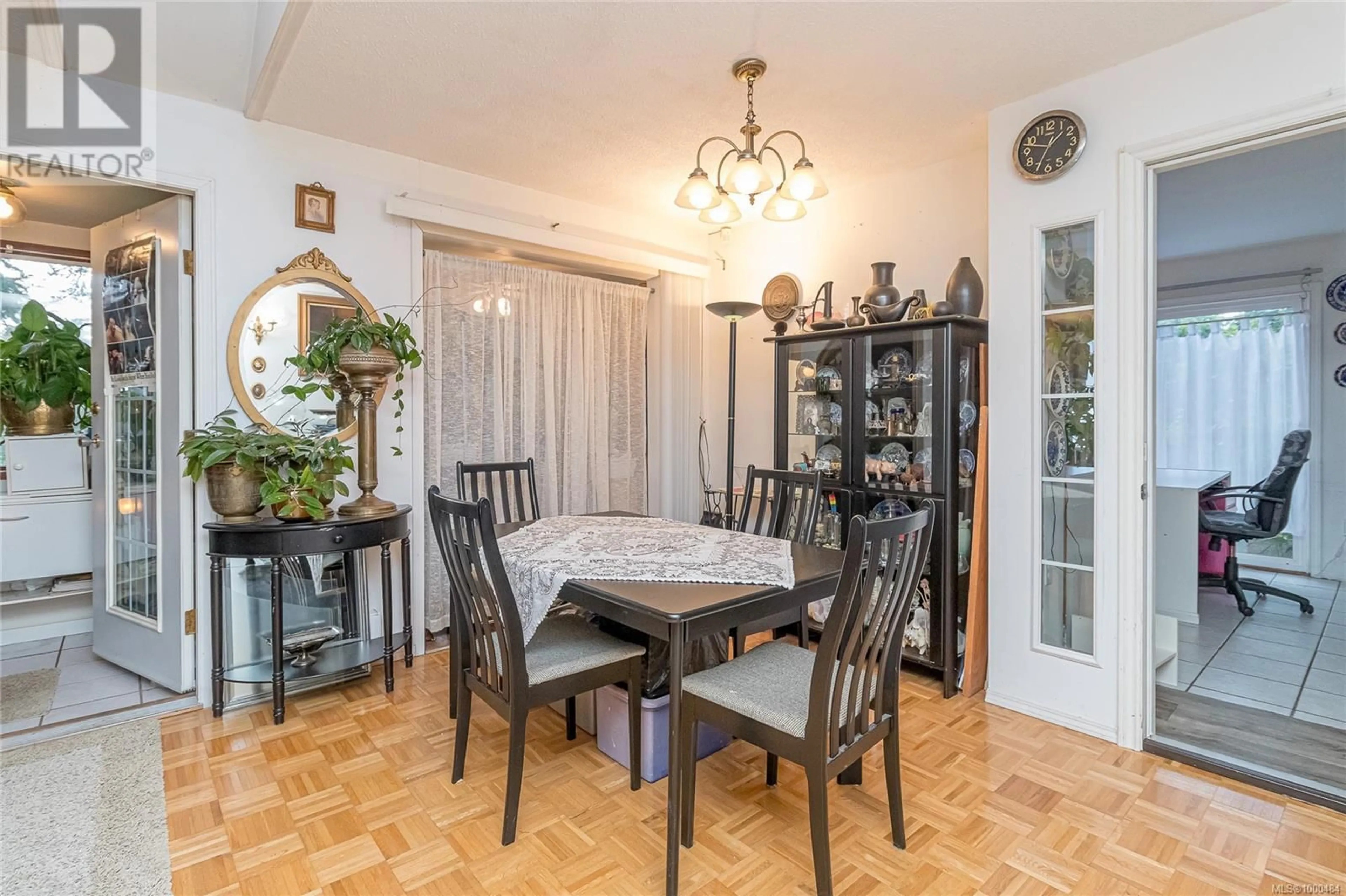 Dining room, unknown for 4205 UPLANDS DRIVE, Nanaimo British Columbia V9T4M5