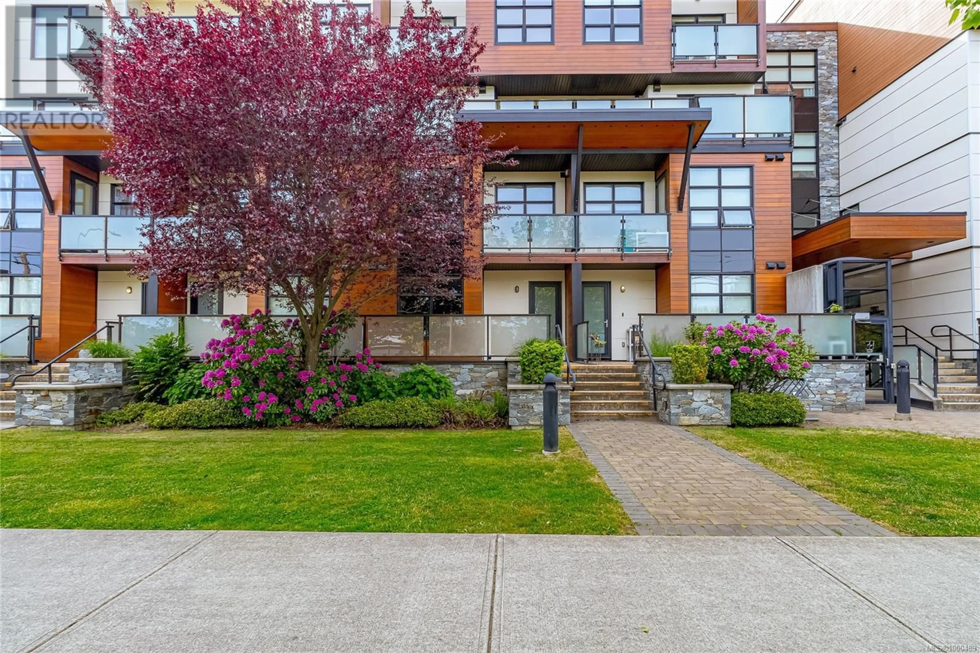 Unknown for 102 - 4000 SHELBOURNE STREET, Saanich British Columbia V8N3E4