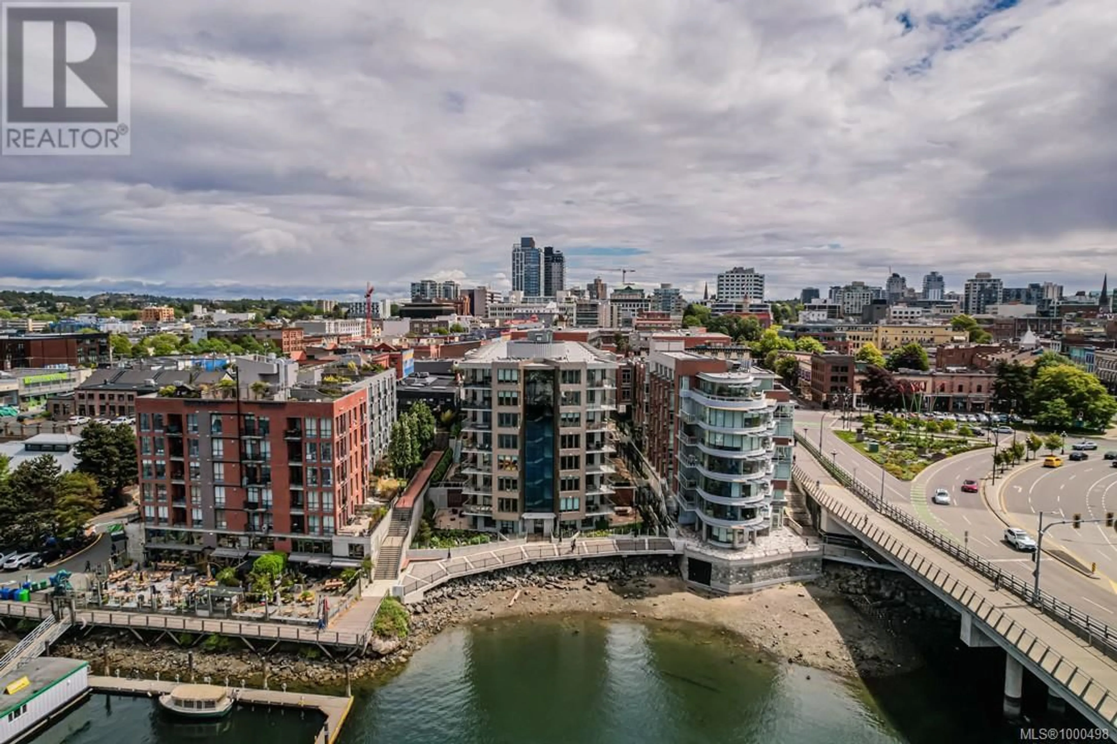 A pic from outside/outdoor area/front of a property/back of a property/a pic from drone, city buildings view from balcony for 806 - 1628 STORE STREET, Victoria British Columbia V8W1V3