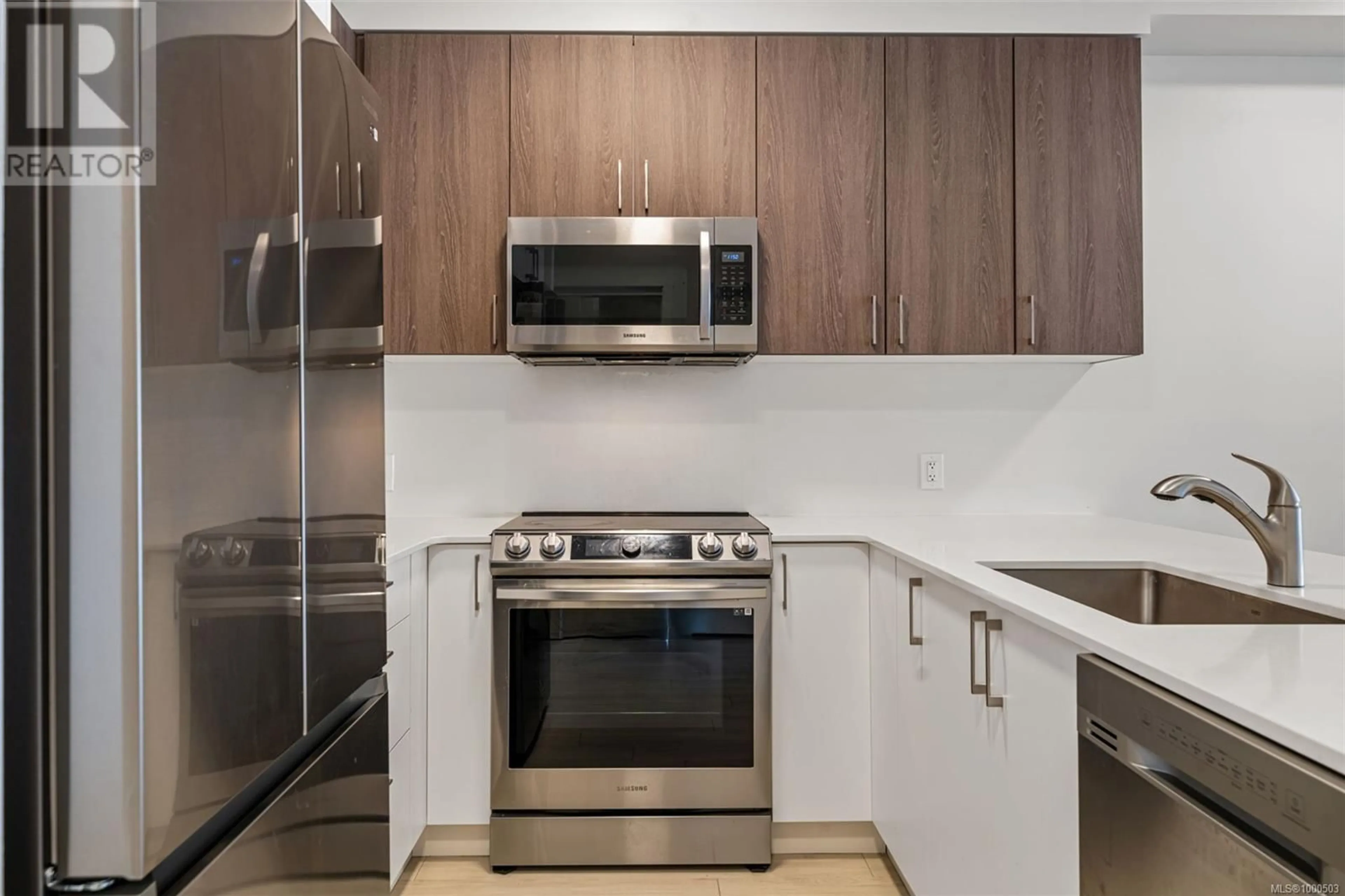 Standard kitchen, wood/laminate floor for 308 - 810 ORONO AVENUE, Langford British Columbia V9B2T9