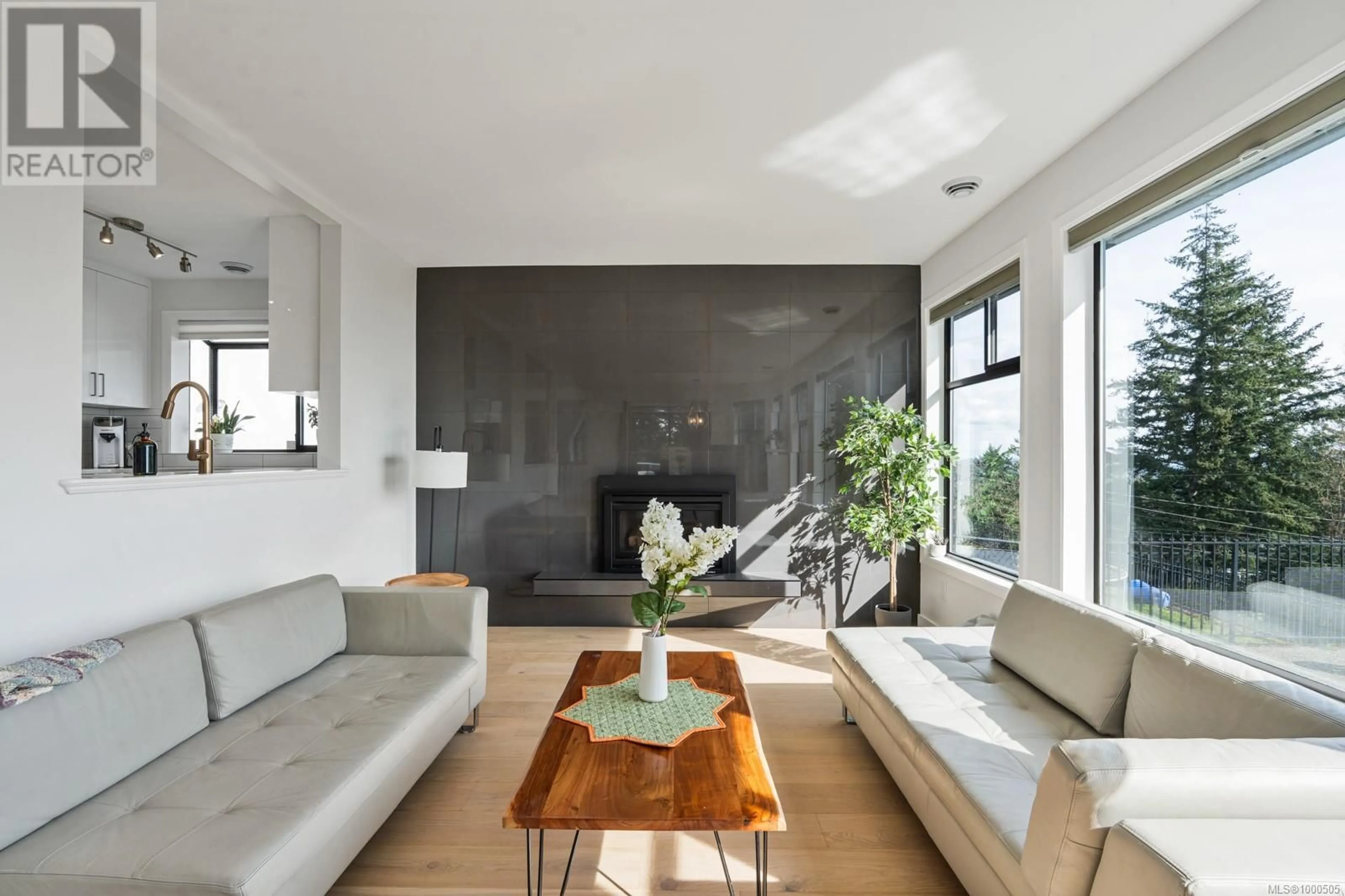 Living room with furniture, unknown for 783 CUAULTA CRESCENT, Colwood British Columbia V9C3H3