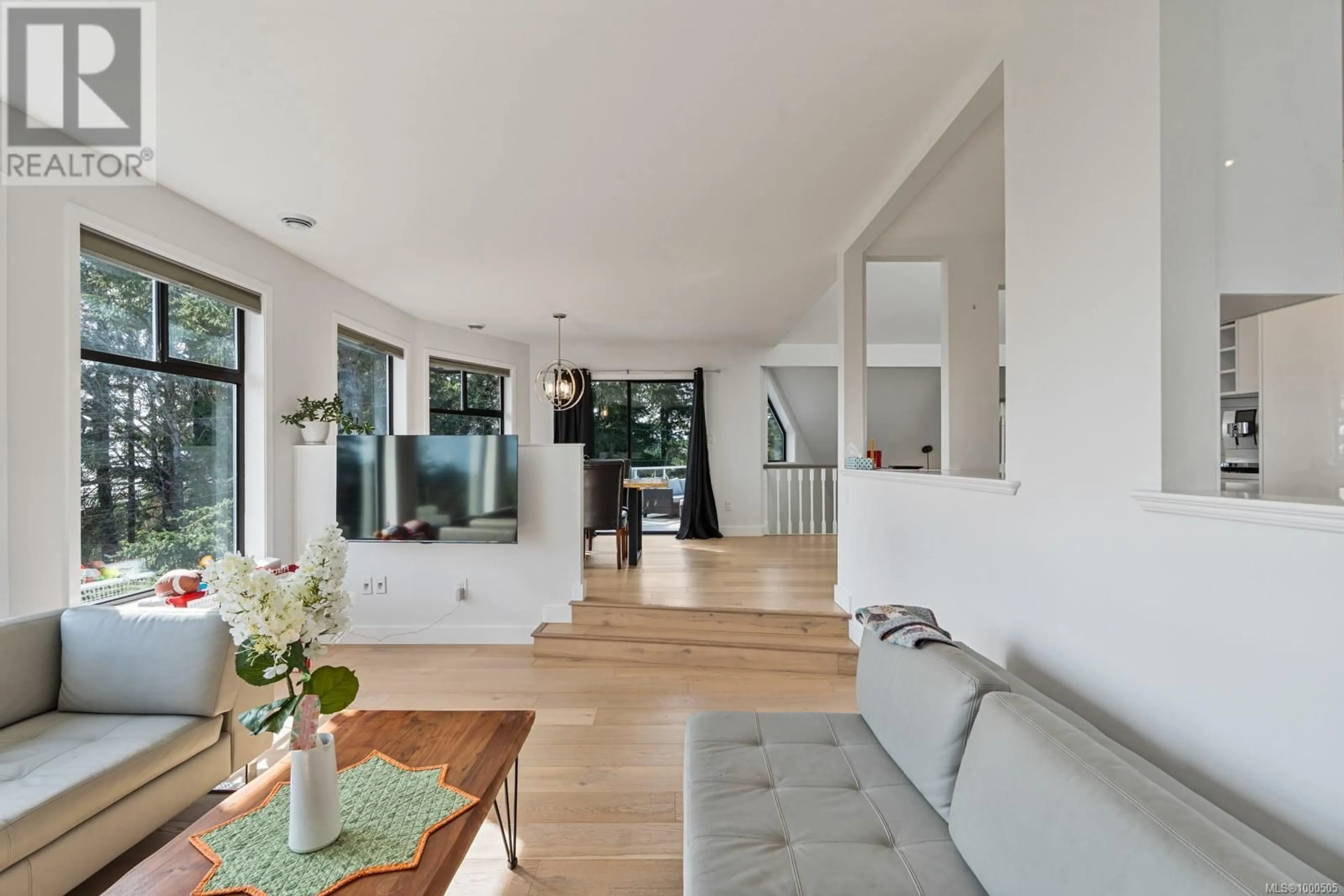 Living room with furniture, unknown for 783 CUAULTA CRESCENT, Colwood British Columbia V9C3H3