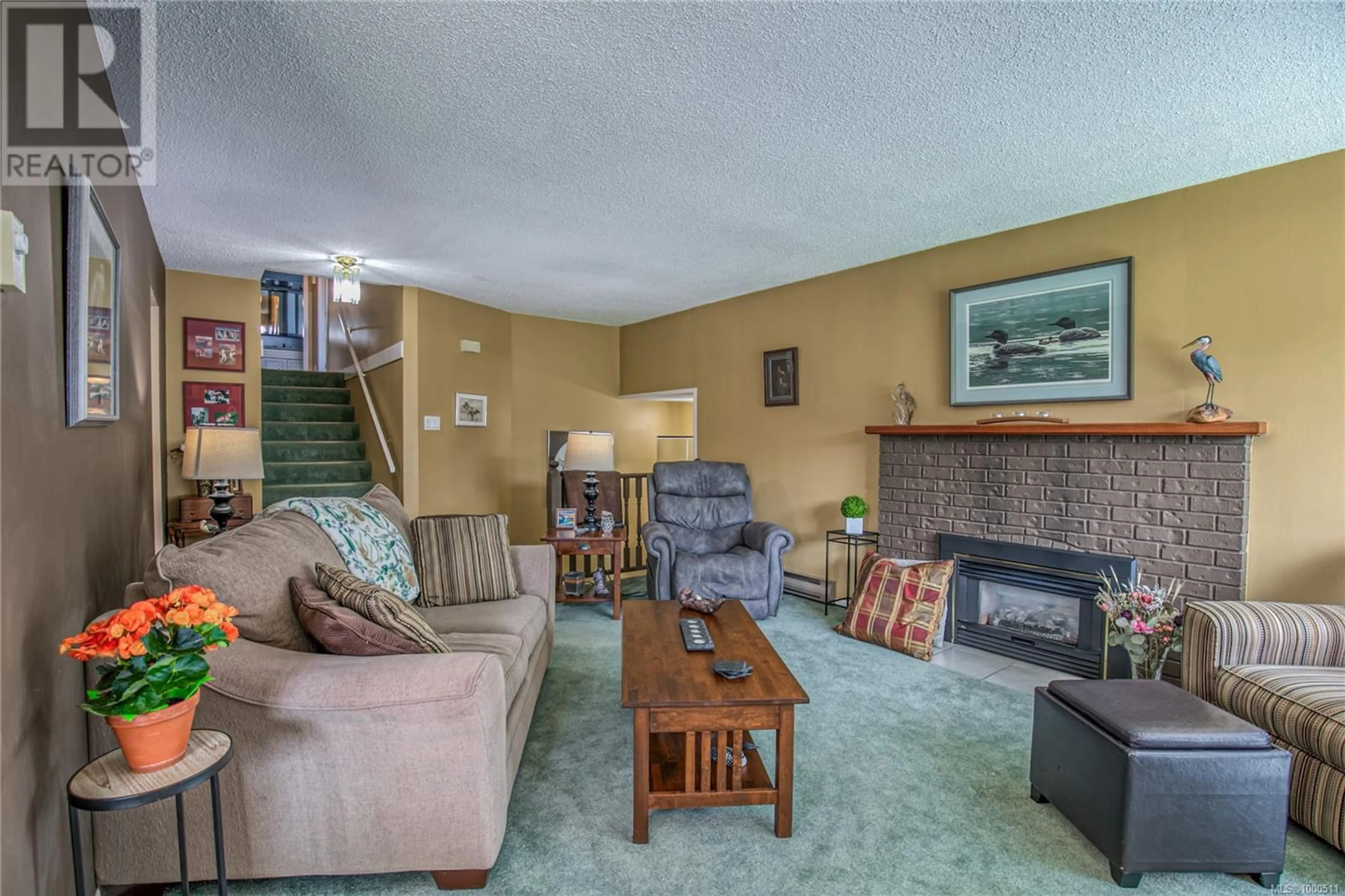 Living room with furniture, unknown for 1814 LATIMER ROAD, Nanaimo British Columbia V9S2W4