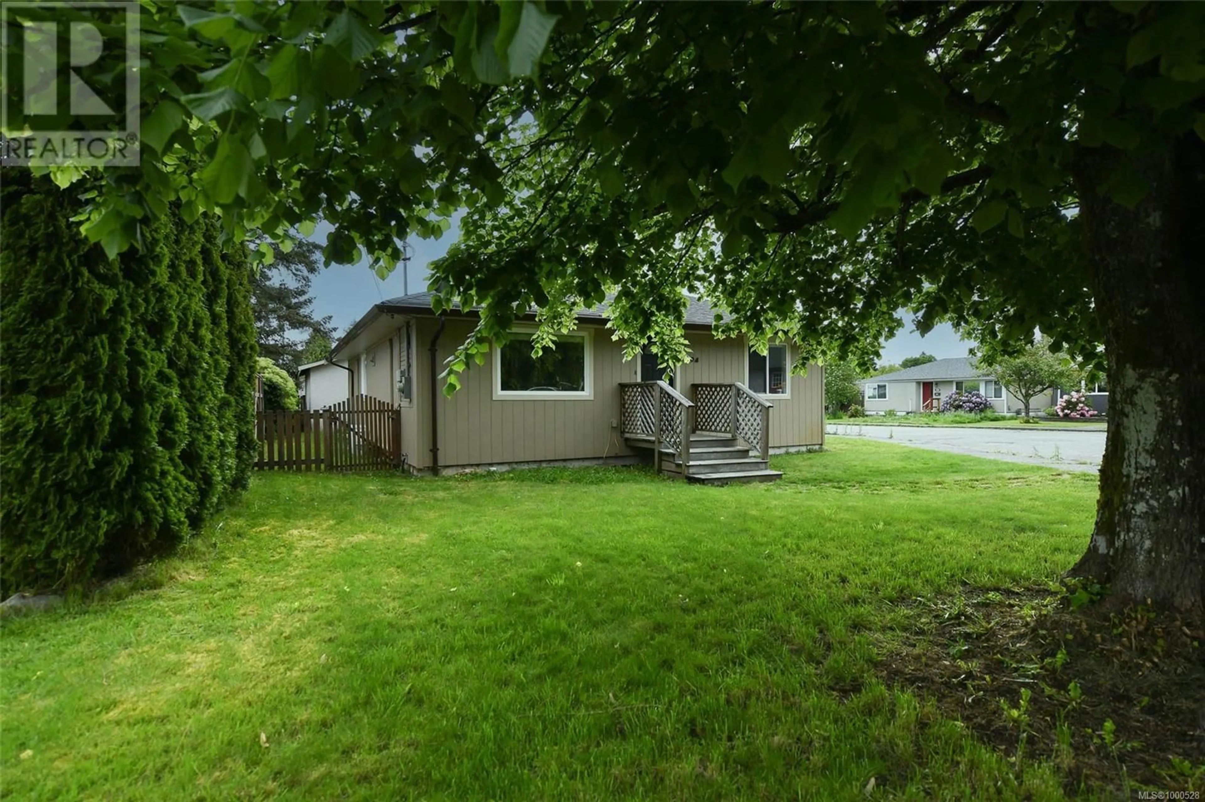 Unknown for 1794 MCPHEE AVENUE, Courtenay British Columbia V9N3A8