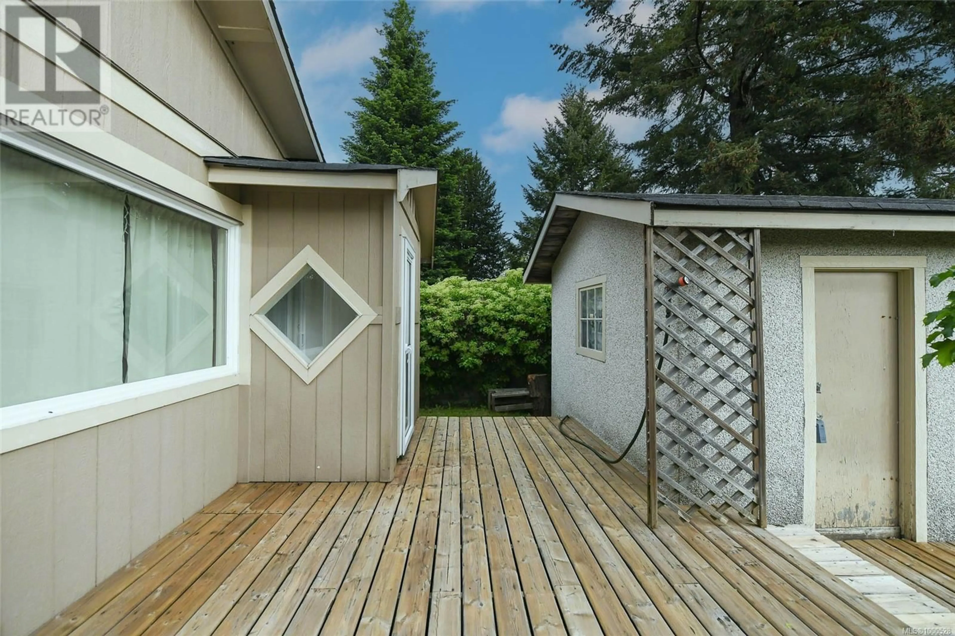 Patio, unknown for 1794 MCPHEE AVENUE, Courtenay British Columbia V9N3A8