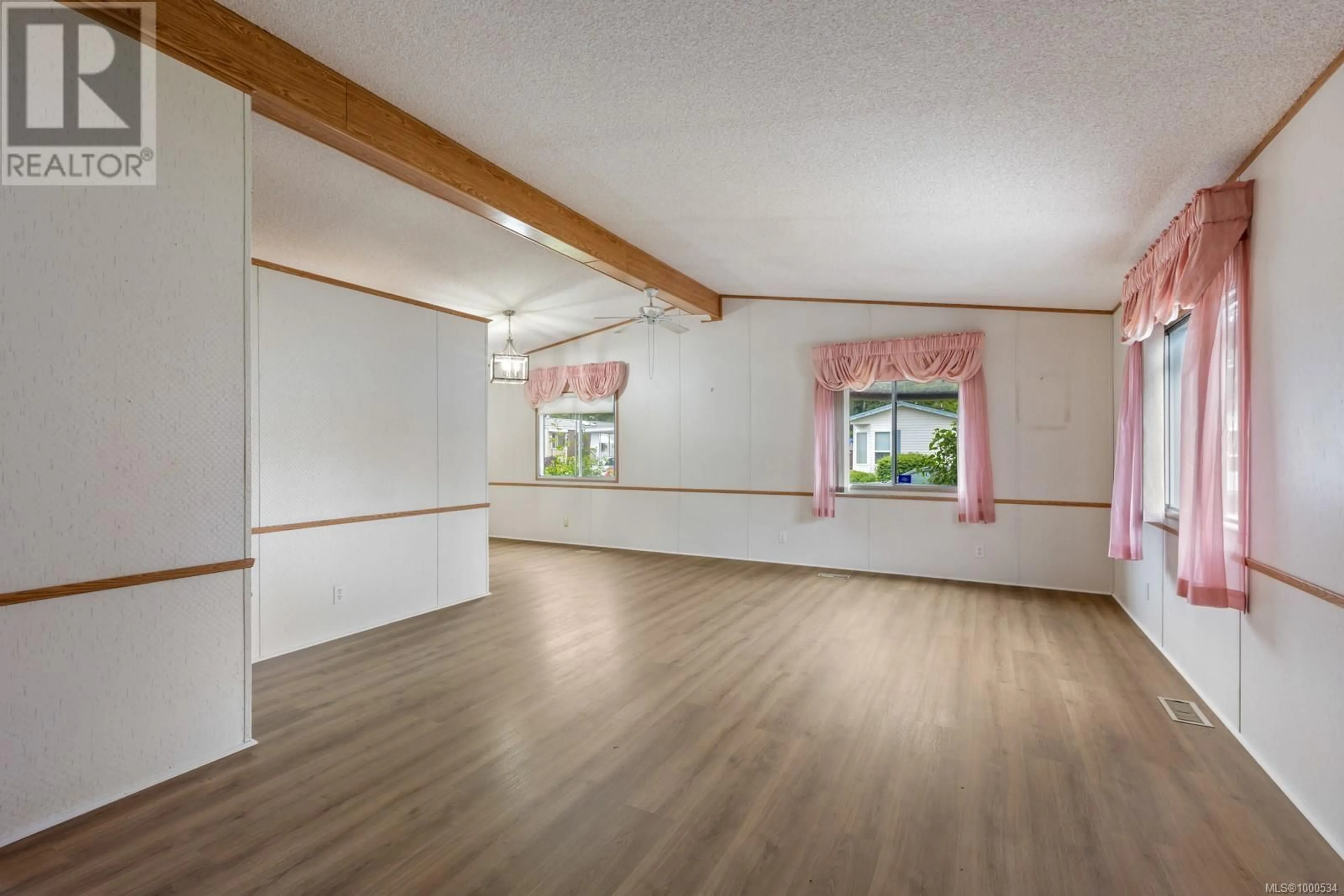 A pic of a room for 23 - 2140 20TH STREET, Courtenay British Columbia V9N2G6