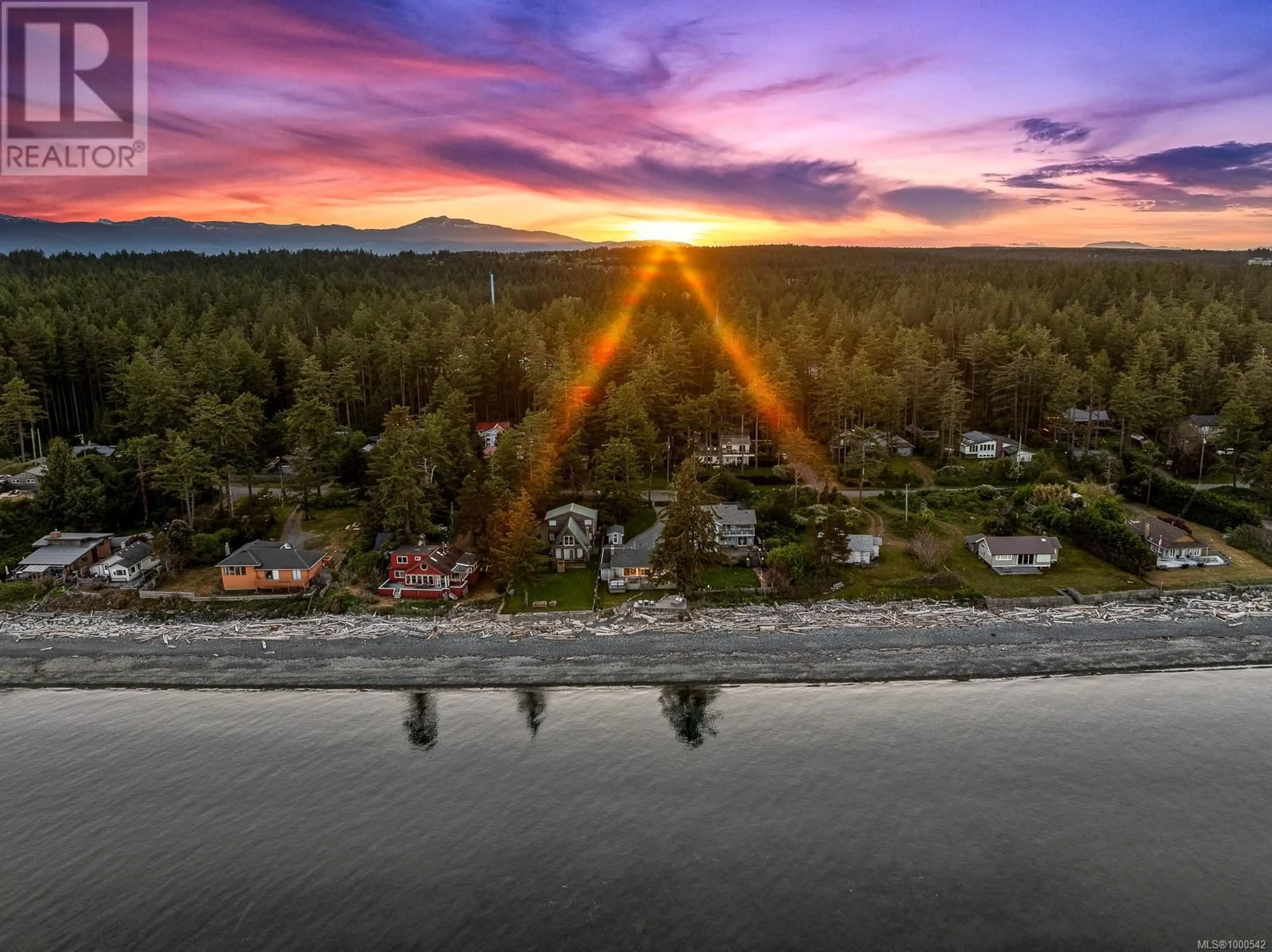 A pic from outside/outdoor area/front of a property/back of a property/a pic from drone, water/lake/river/ocean view for 426 CURTIS ROAD, Comox British Columbia V9N3W2