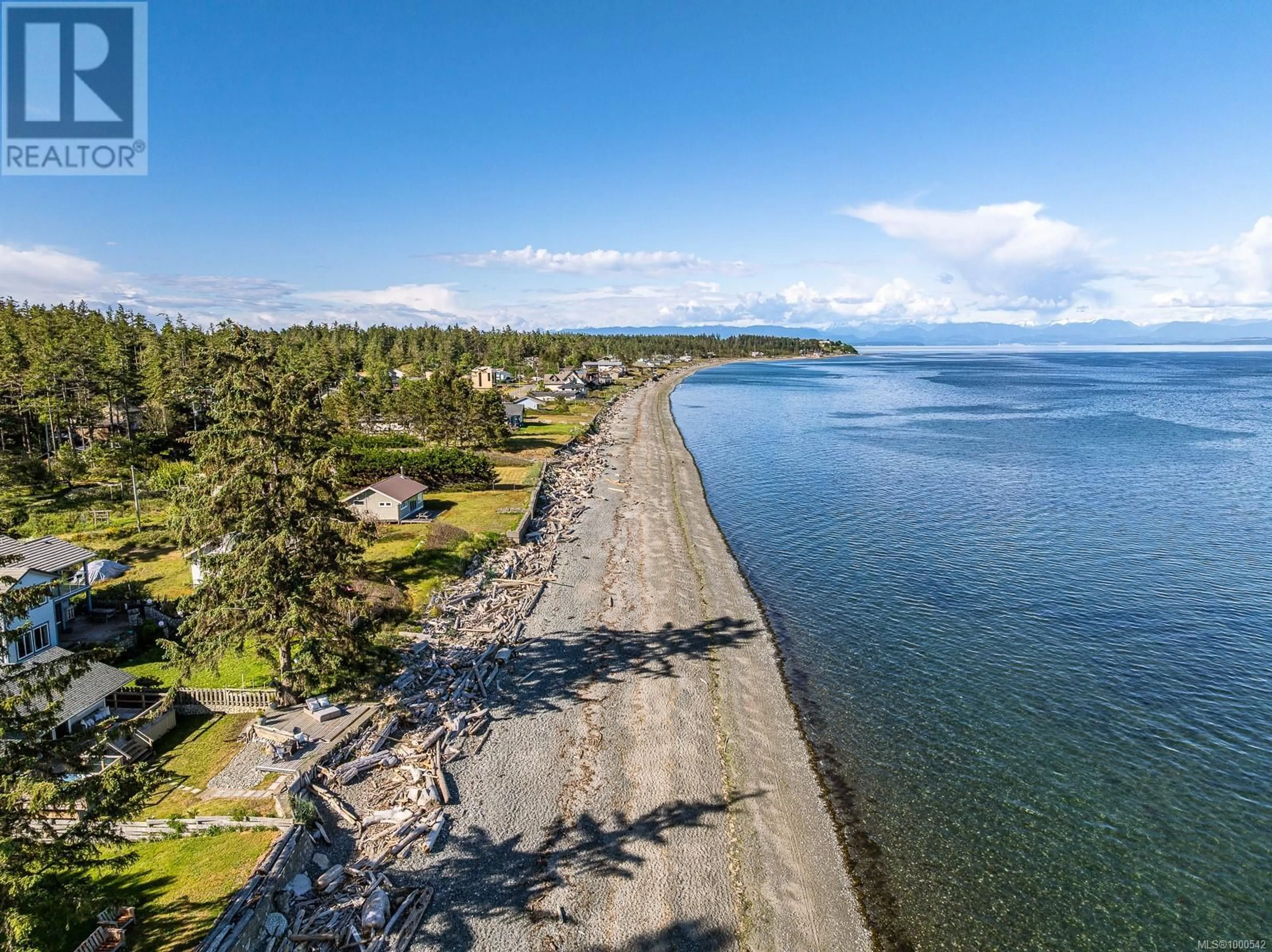 A pic from outside/outdoor area/front of a property/back of a property/a pic from drone, water/lake/river/ocean view for 426 CURTIS ROAD, Comox British Columbia V9N3W2