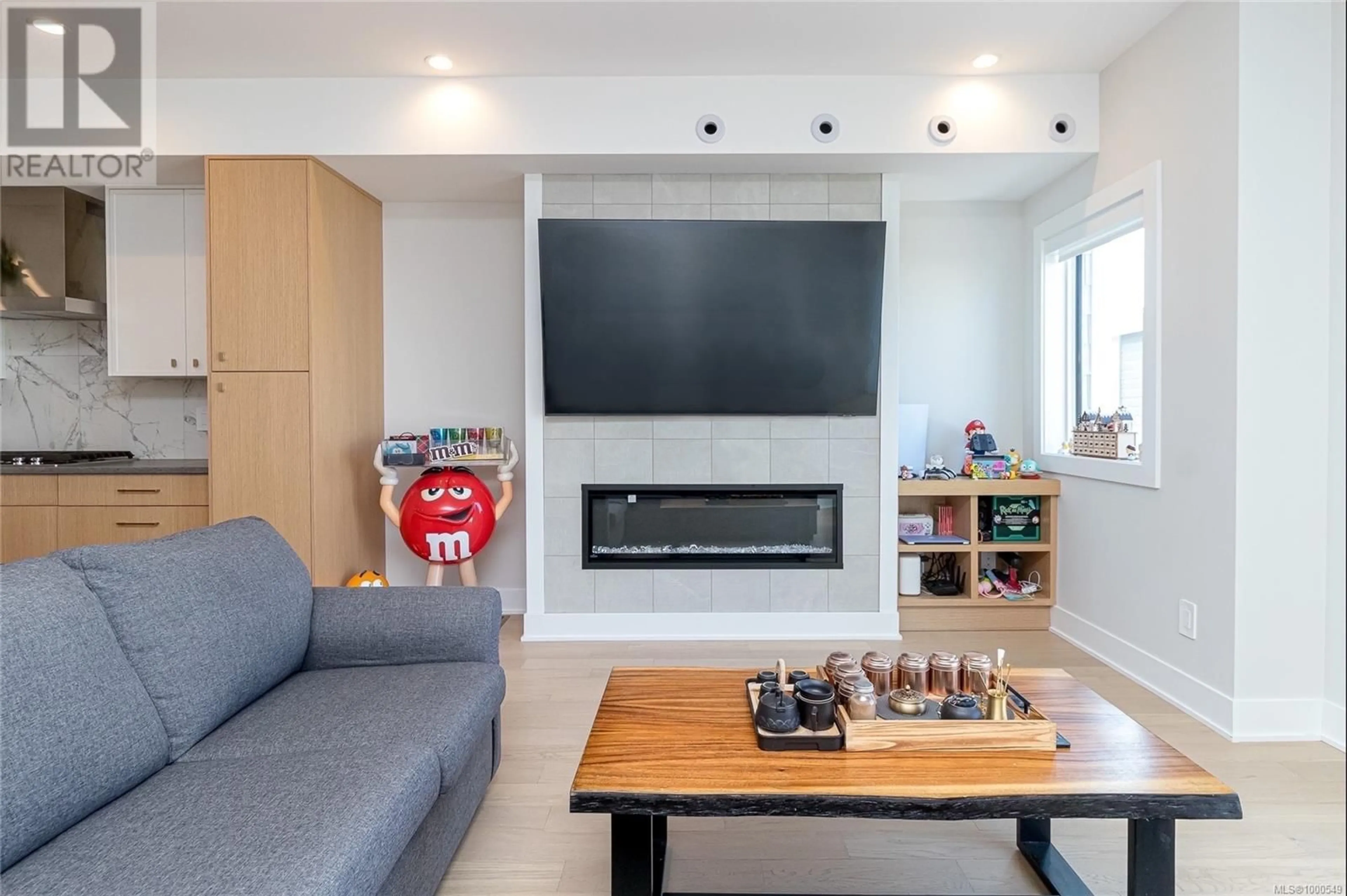 Living room with furniture, unknown for 1154 OLIVINE MEWS, Langford British Columbia V9B5P9