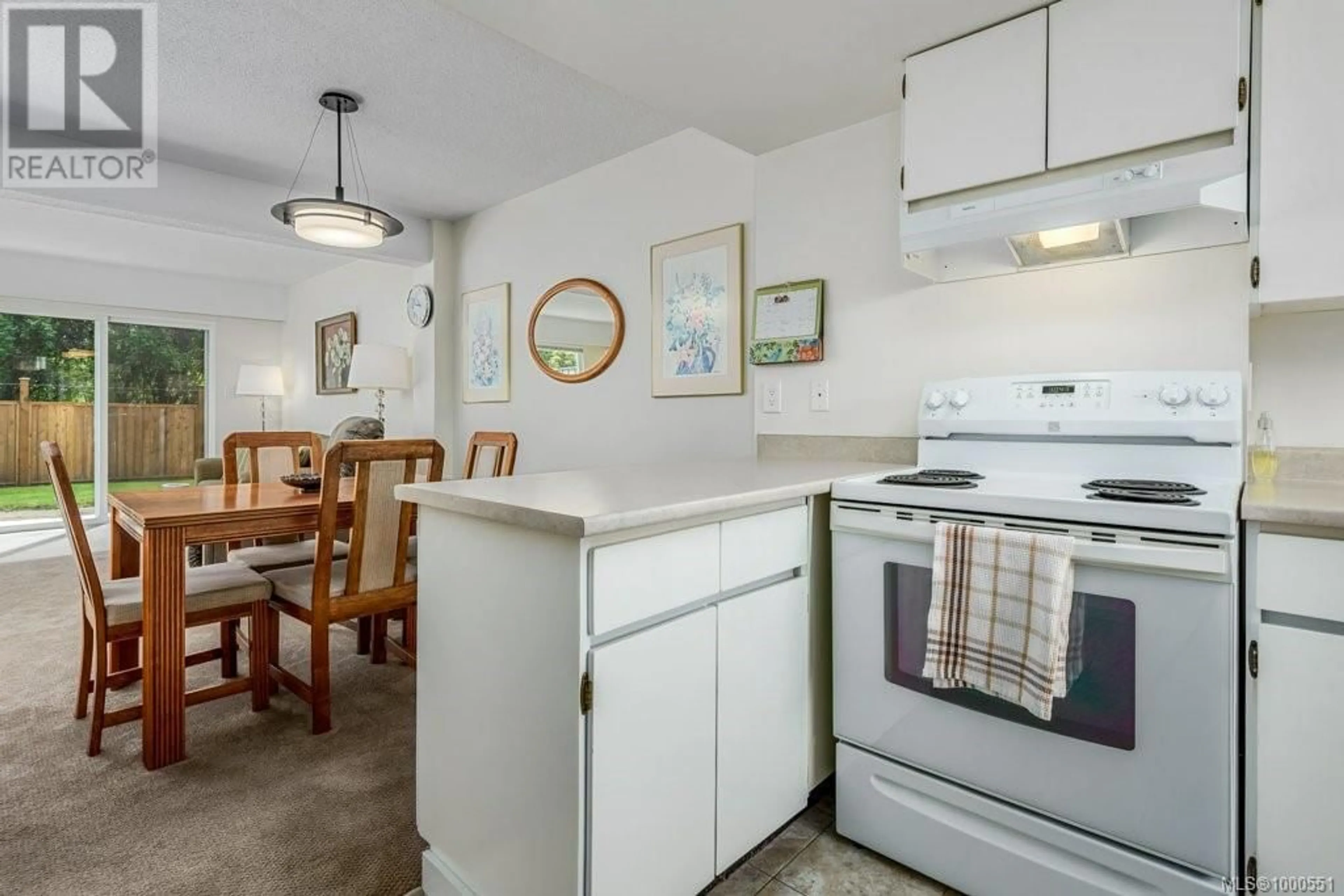 Standard kitchen, unknown for 306 - 1537 NOEL AVENUE, Comox British Columbia V9M3H8