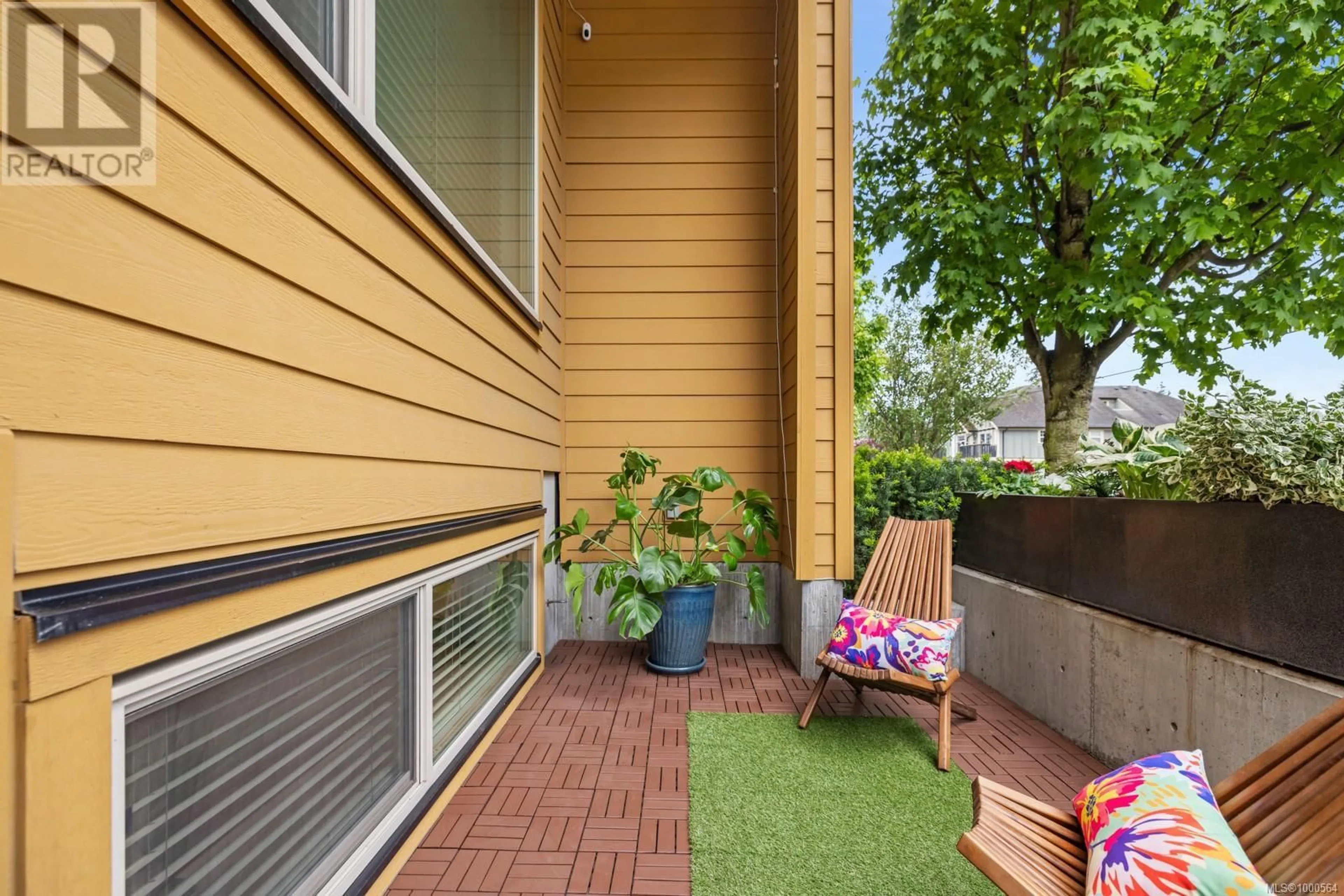 Patio, street for 113 - 2733 PEATT ROAD, Langford British Columbia V9B3V2