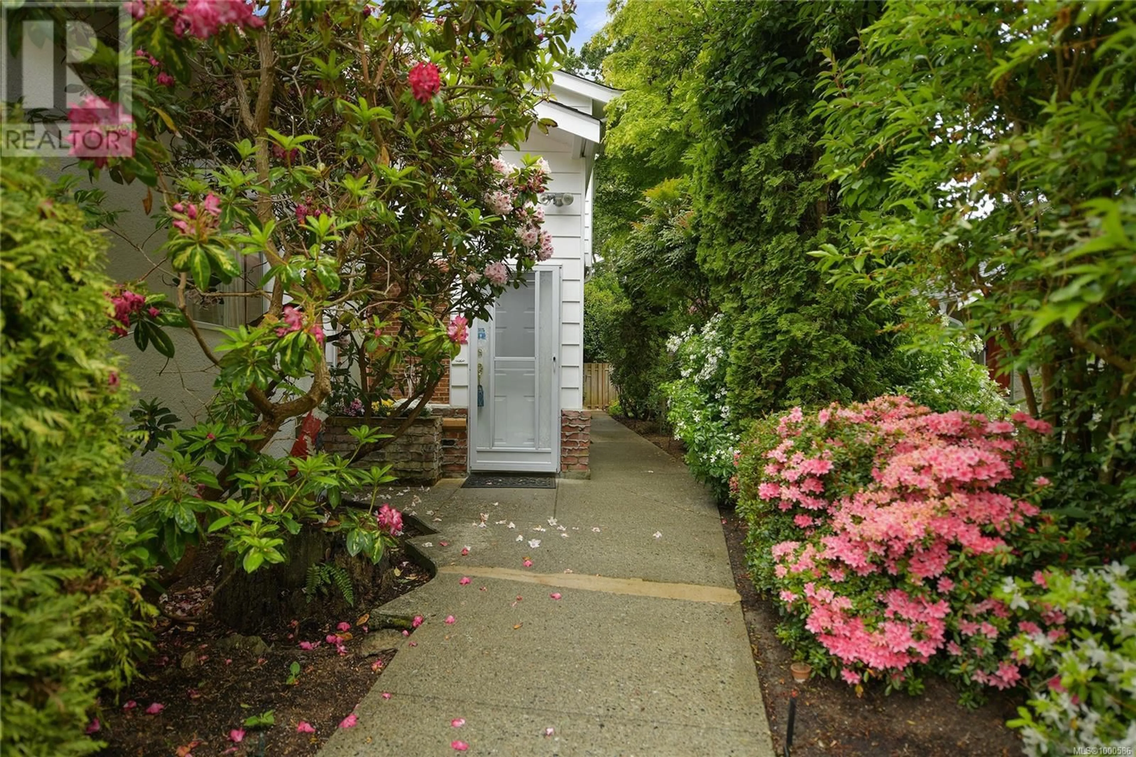 Unknown for 1120 ST. LOUIS STREET, Oak Bay British Columbia V8S5B6