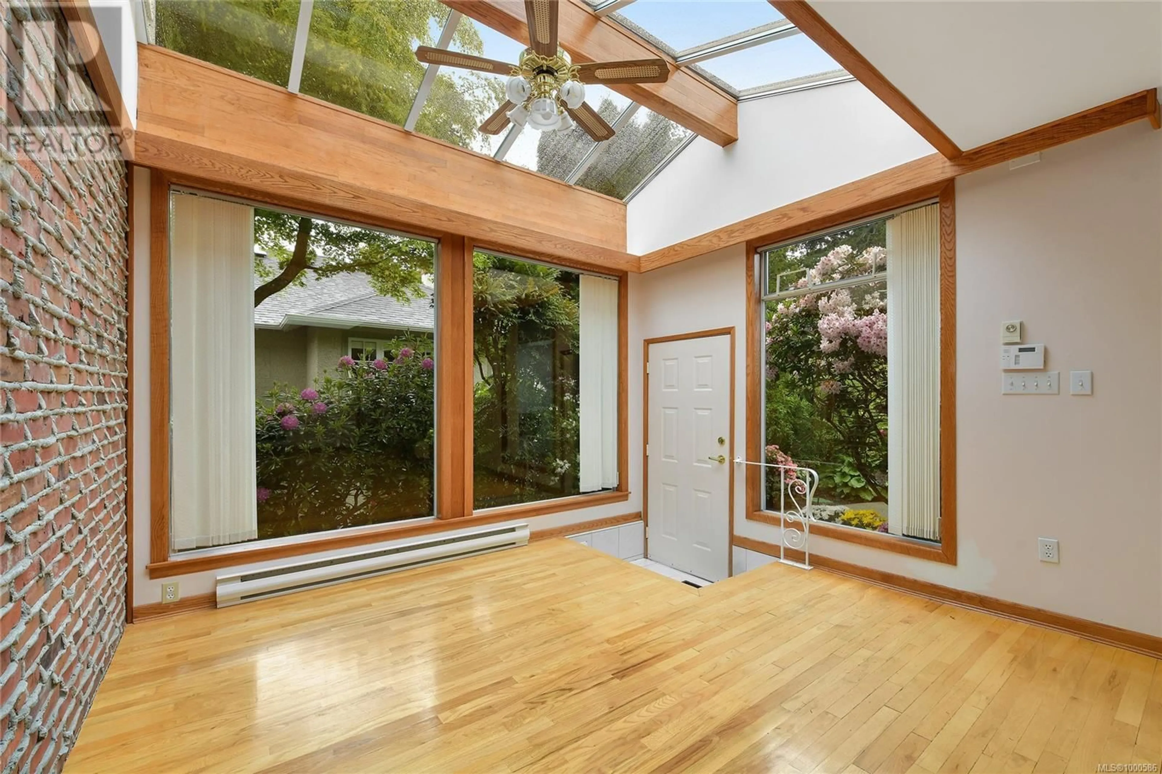 Unknown for 1120 ST. LOUIS STREET, Oak Bay British Columbia V8S5B6