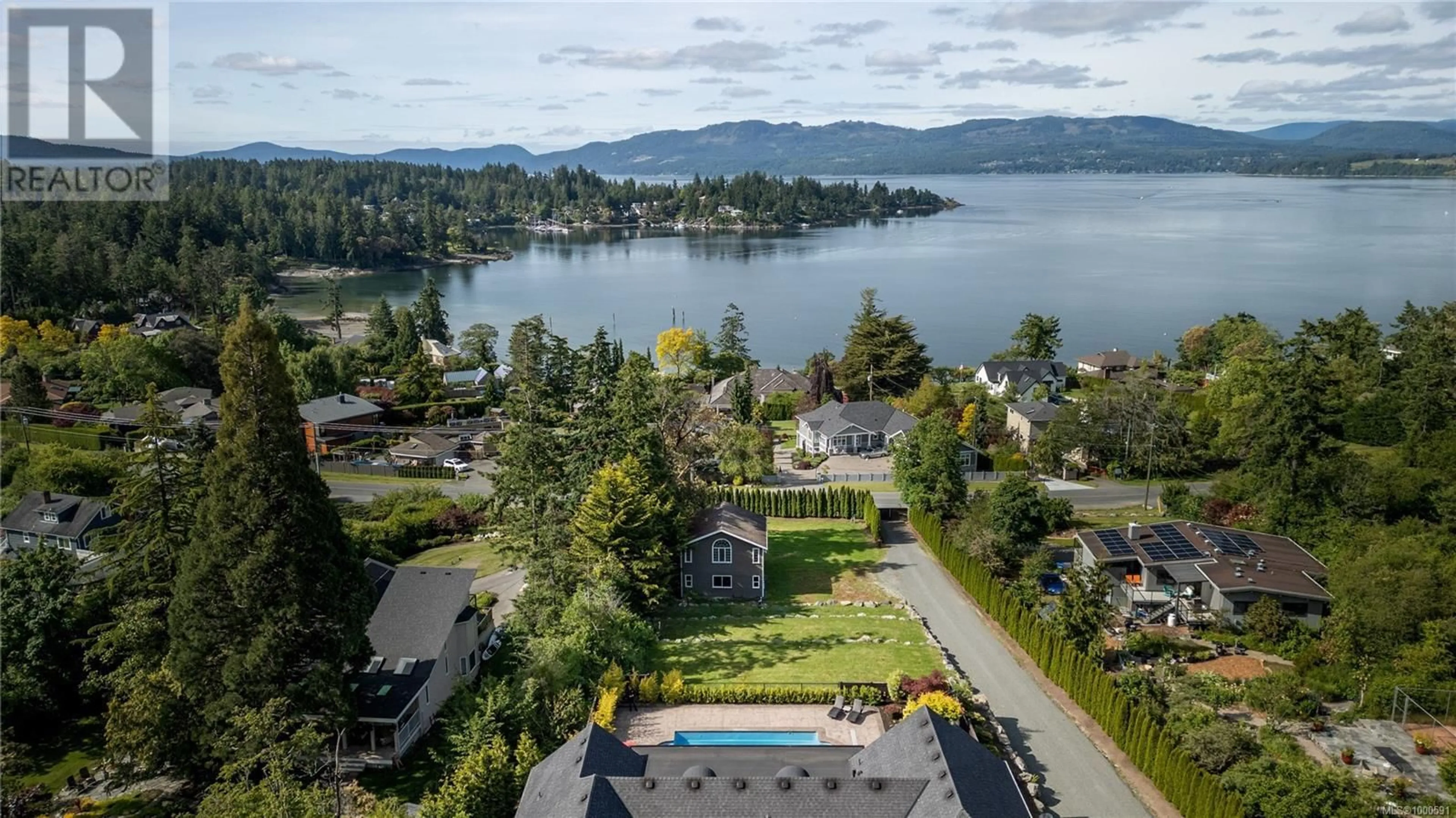 A pic from outside/outdoor area/front of a property/back of a property/a pic from drone, water/lake/river/ocean view for 11325 CHALET ROAD, North Saanich British Columbia V8L5M1