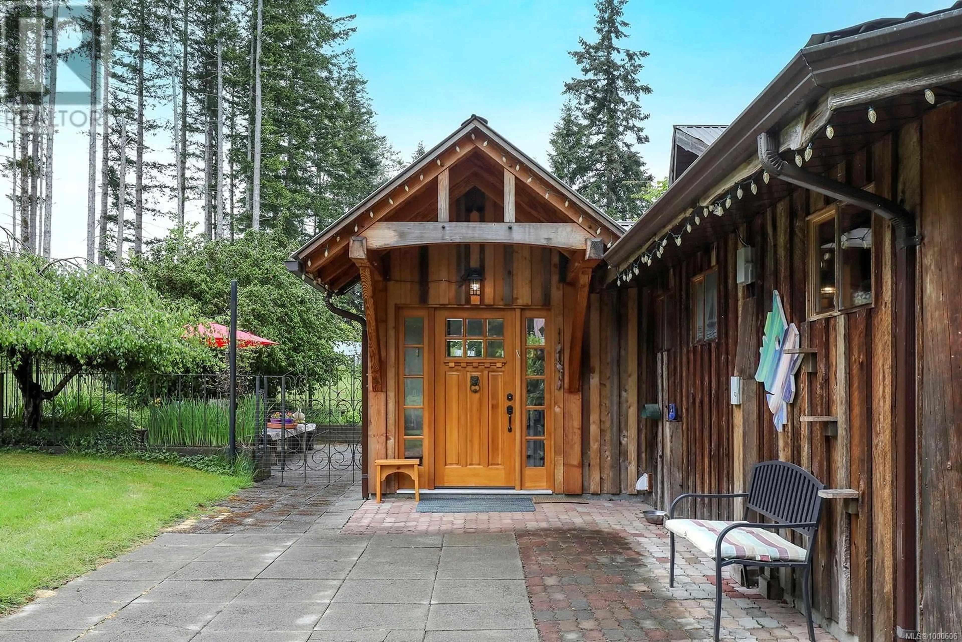 Patio, street for 5965 LOXLEY ROAD, Courtenay British Columbia V9J1V9