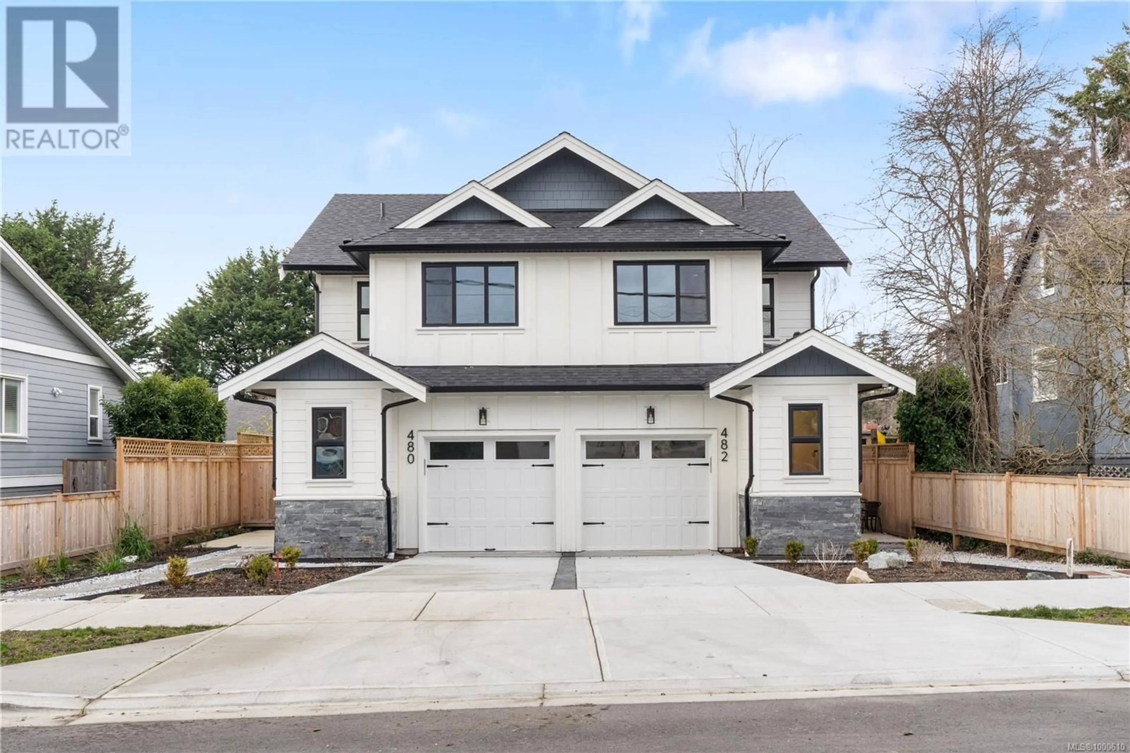 Home with brick exterior material, street for 482 GRAFTON STREET, Esquimalt British Columbia V9A6S6
