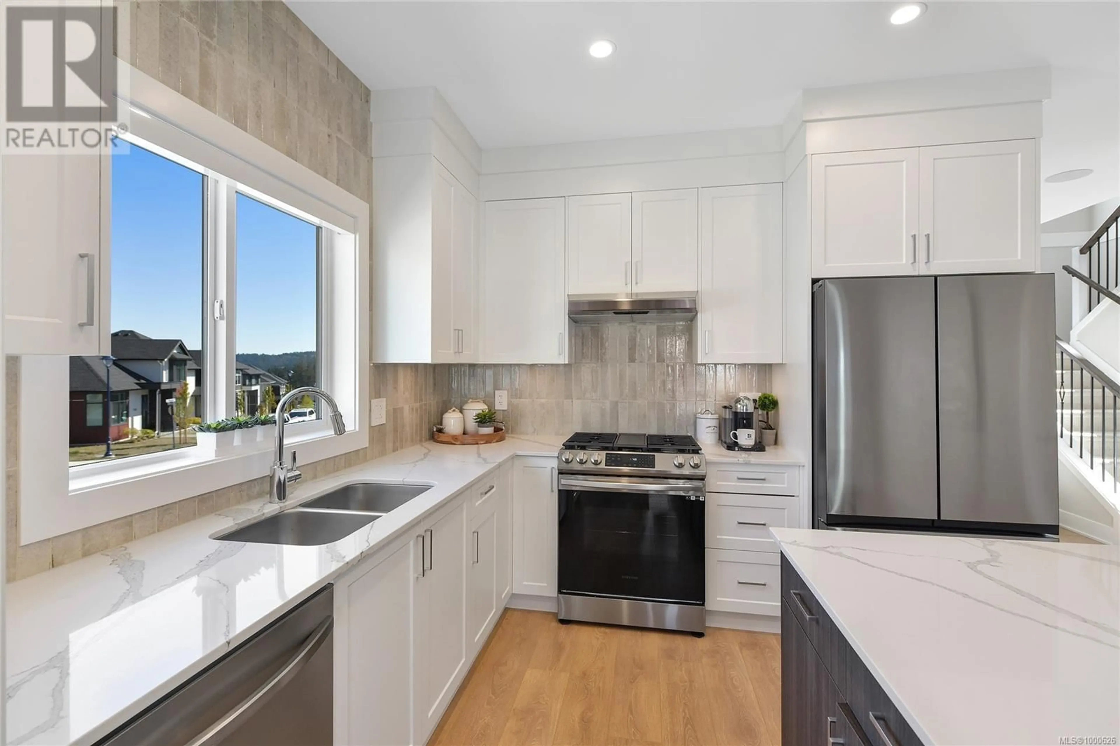 Contemporary kitchen, ceramic/tile floor for 1532 ATLAS DRIVE, Langford British Columbia V9B6Z7