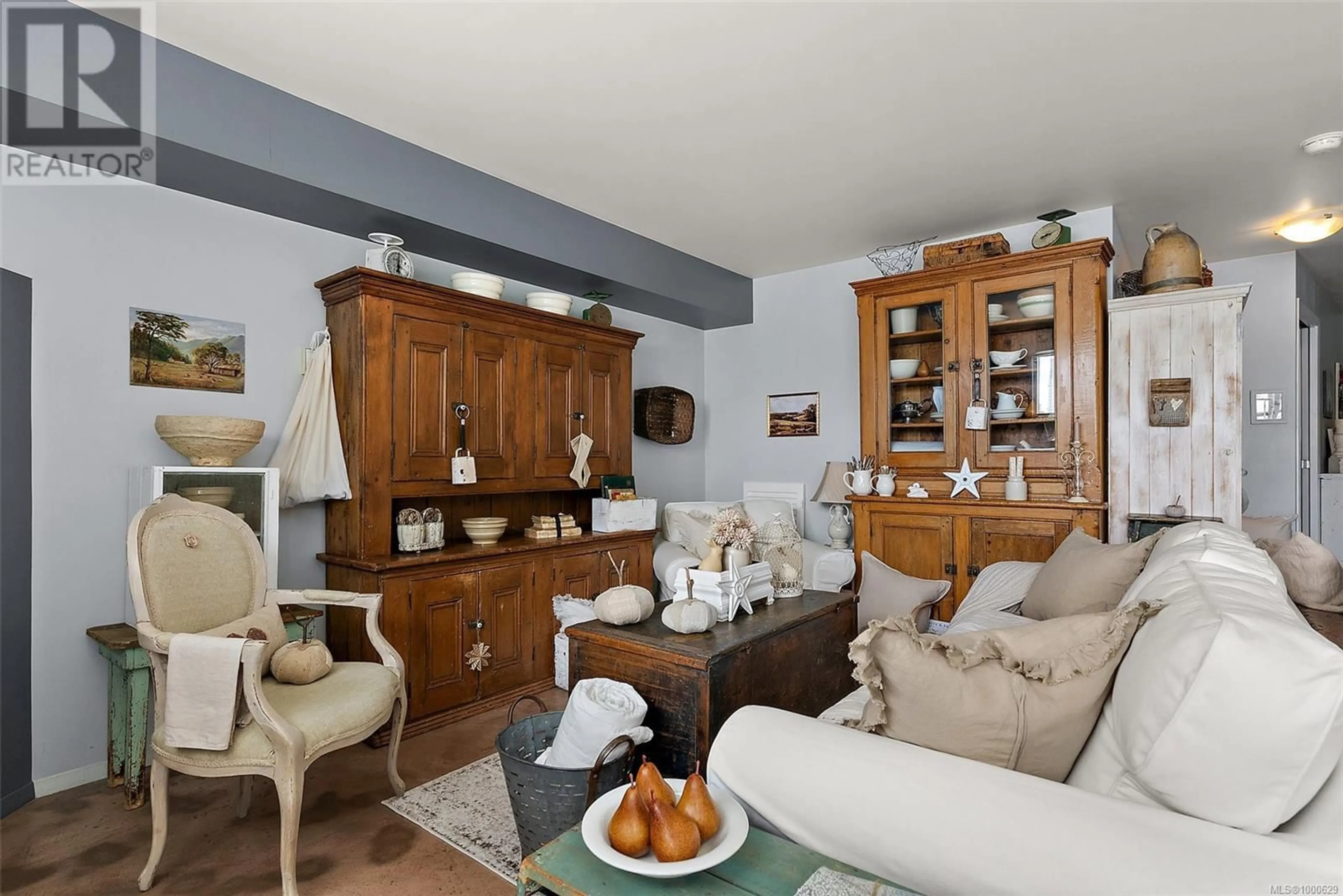 Living room with furniture, unknown for 306 - 932 JOHNSON STREET, Victoria British Columbia V8V3W3