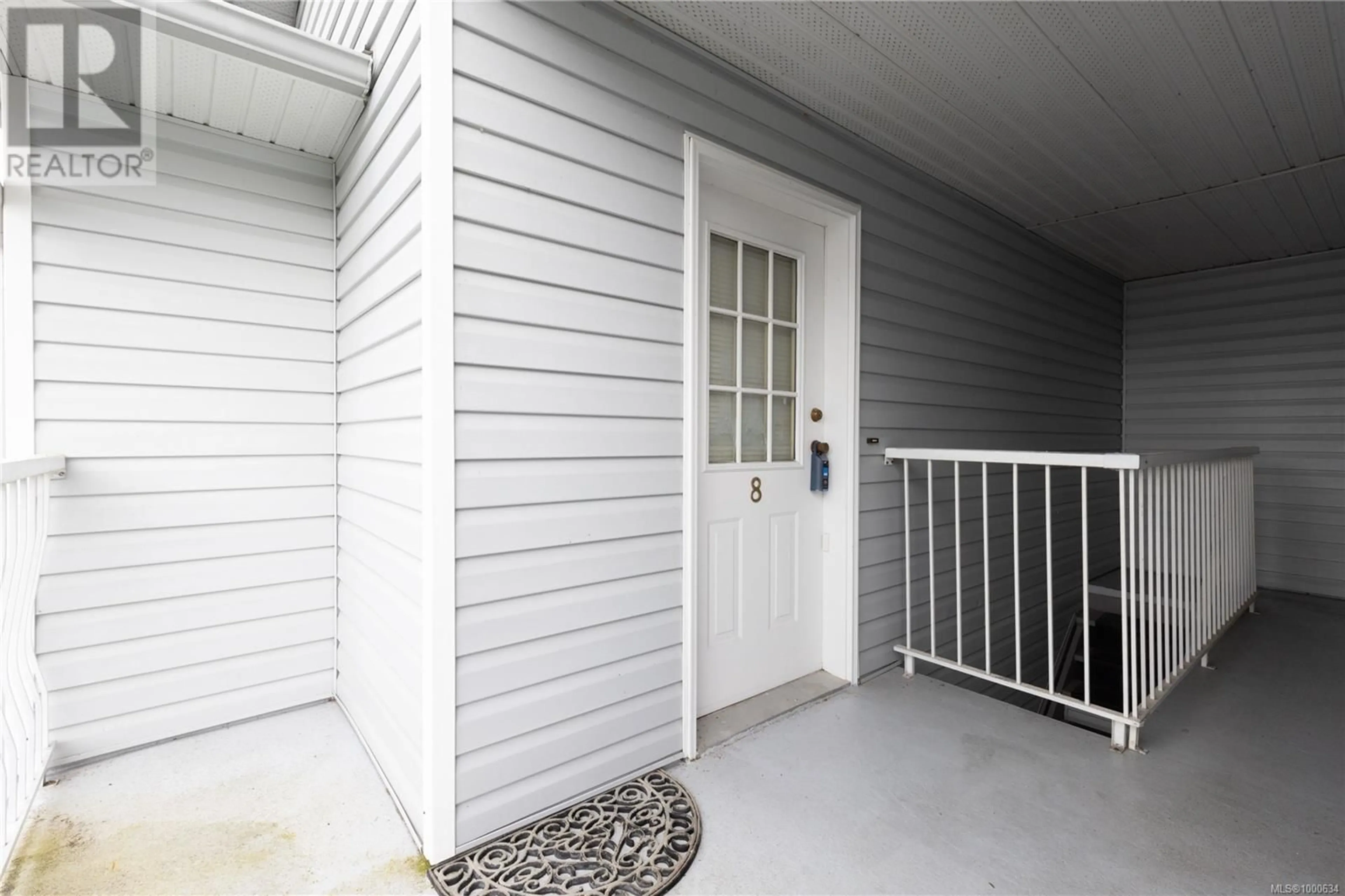 Patio, street for 8 - 272 HARWELL ROAD, Nanaimo British Columbia V9R6V1