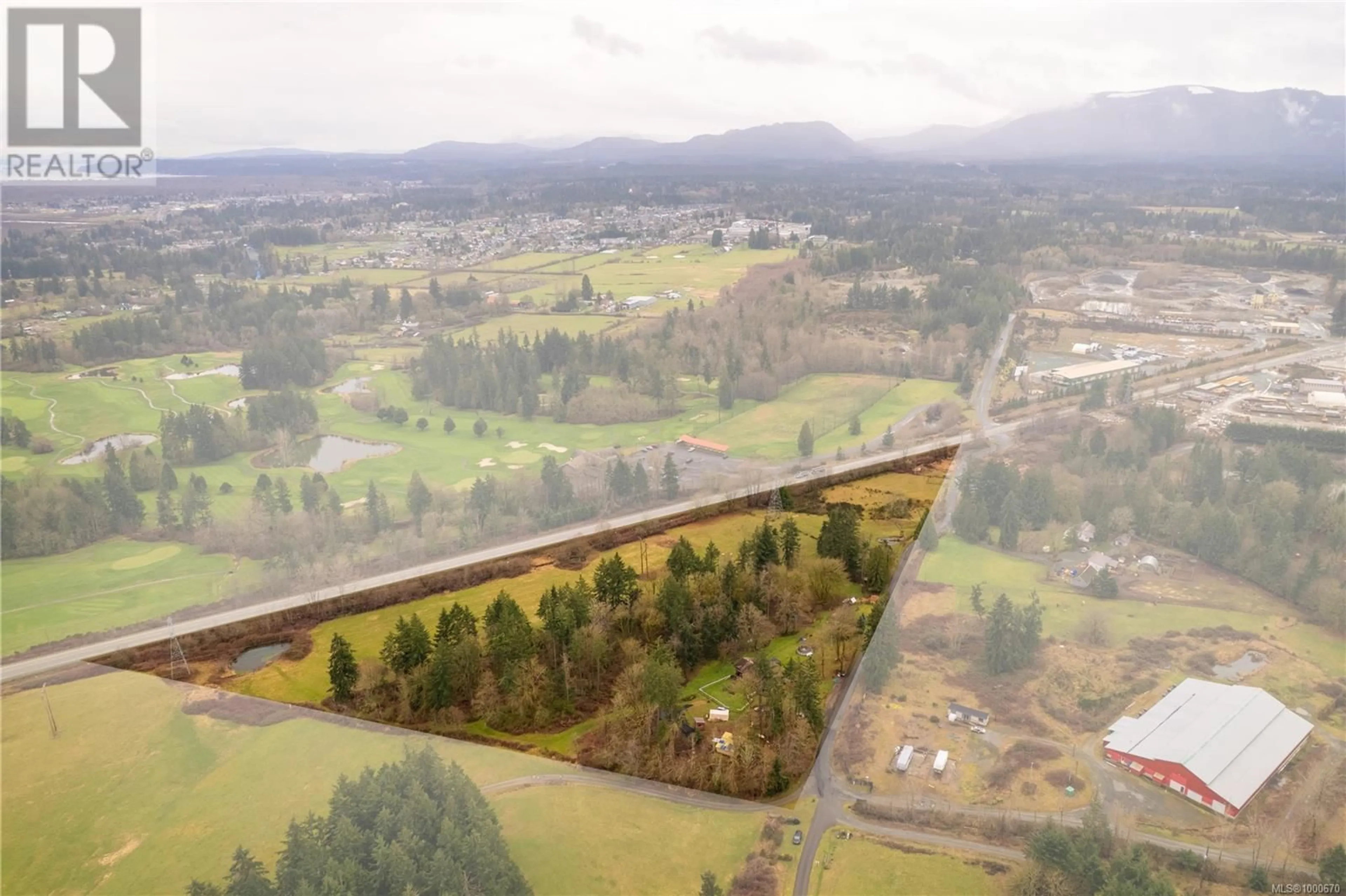 A pic from outside/outdoor area/front of a property/back of a property/a pic from drone, mountain view for 6557 NORTH ROAD, Duncan British Columbia V9L6K9