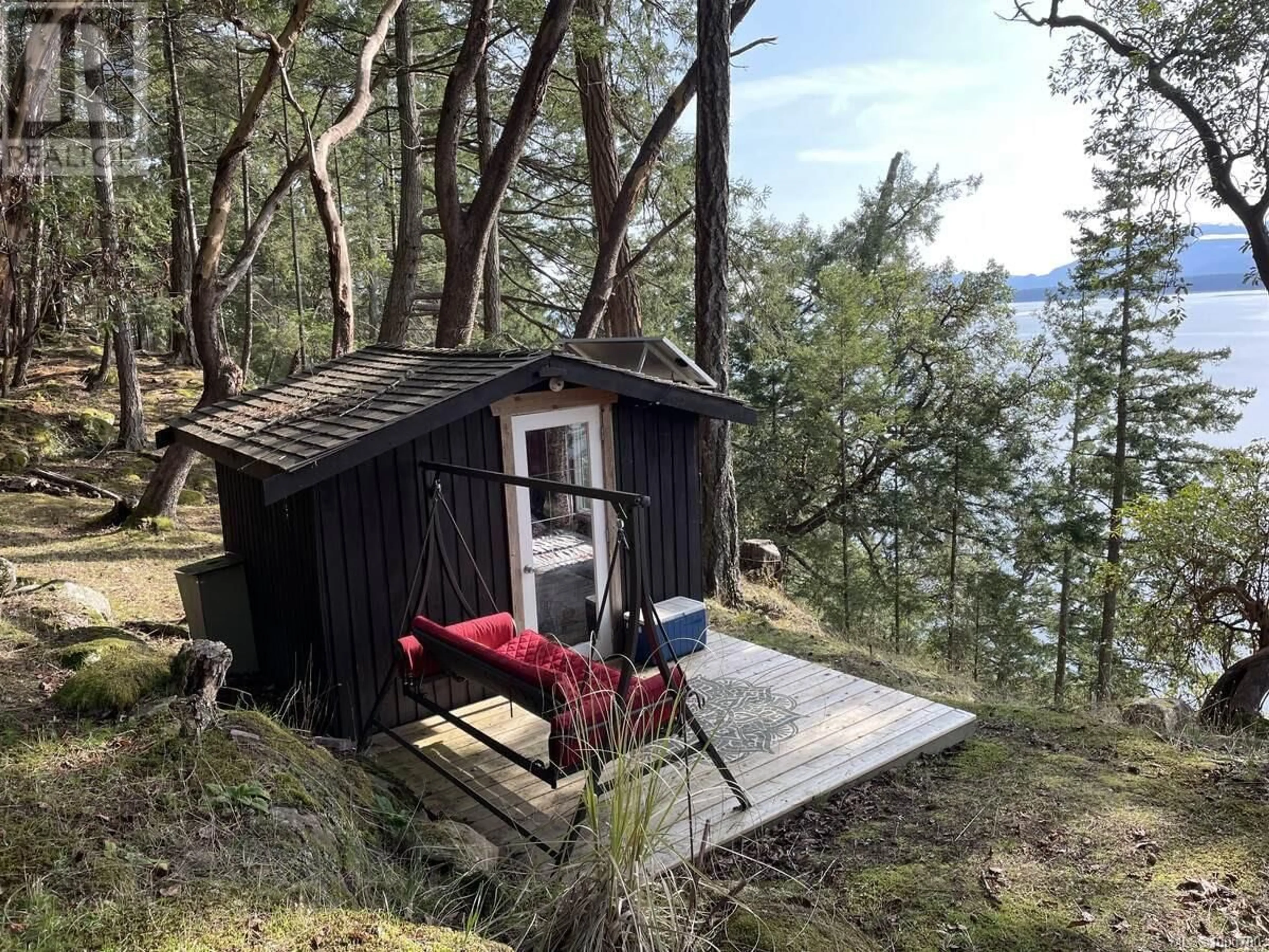 Shed for 631 FLEWETT DRIVE, Decourcy Island British Columbia V9R1X7
