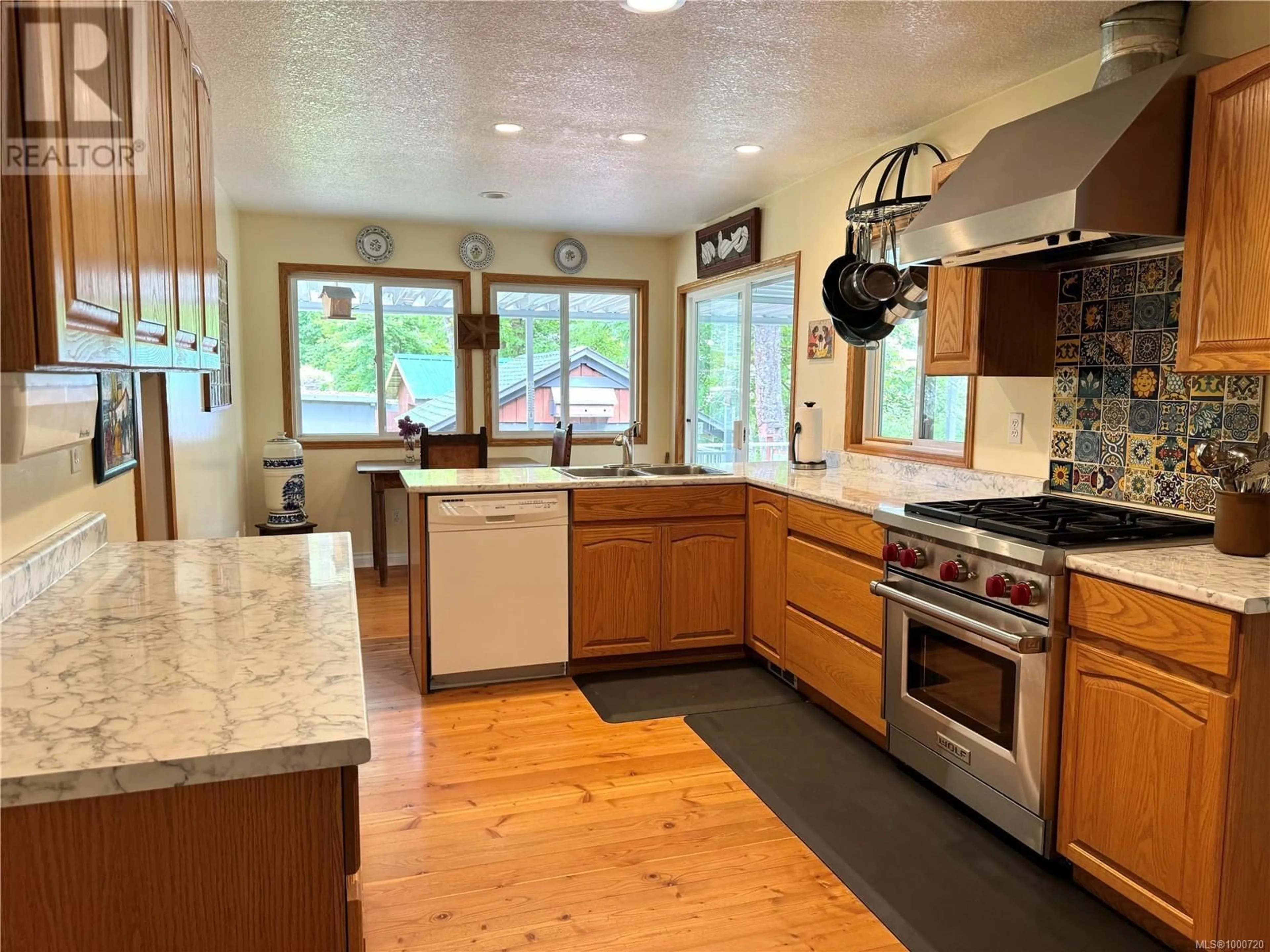 Open concept kitchen, unknown for 5199 PINEO ROAD, Port Alberni British Columbia V9Y7A4