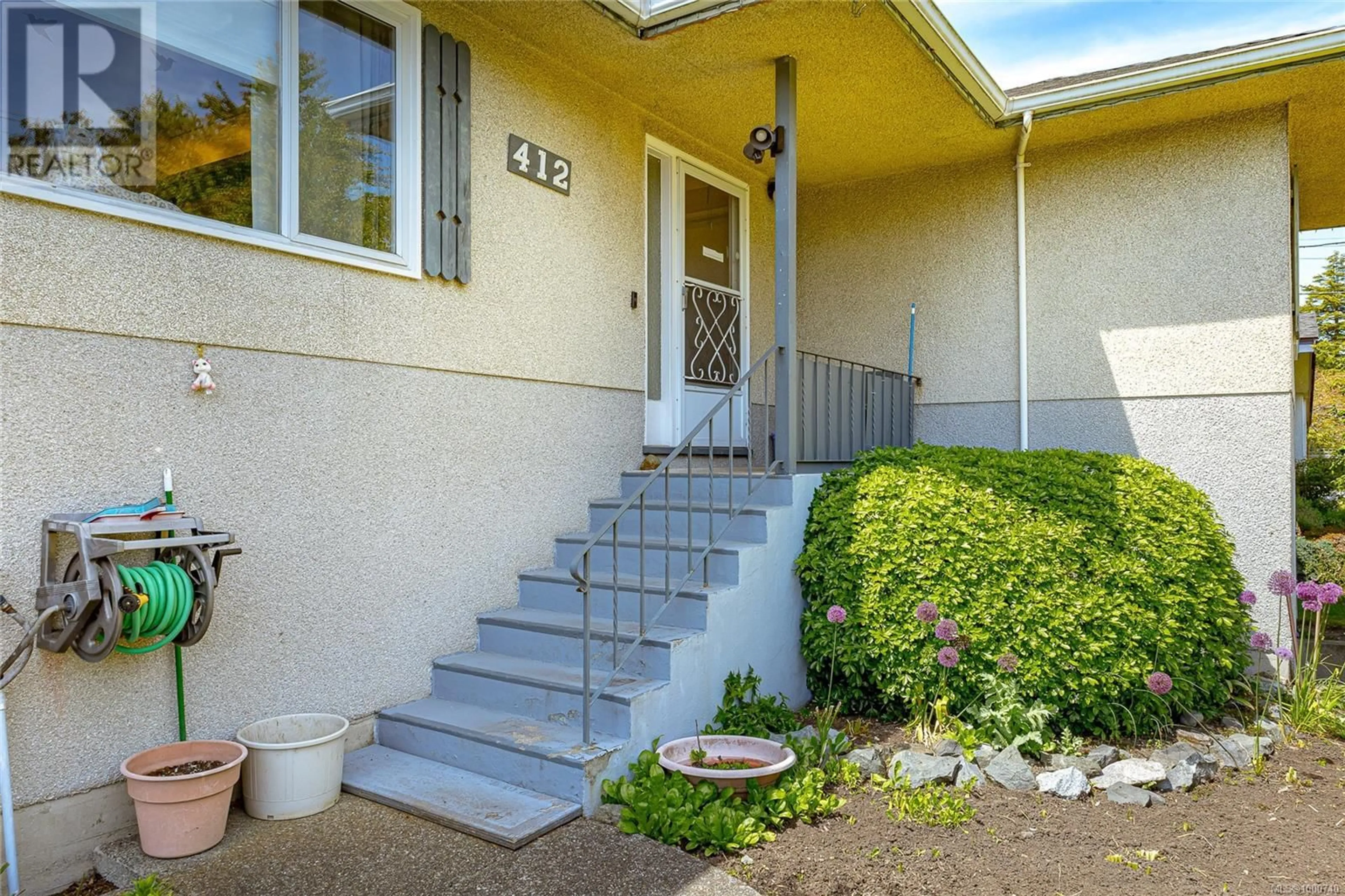 Unknown for 412 ST. CHARLES STREET, Victoria British Columbia V8S3N5