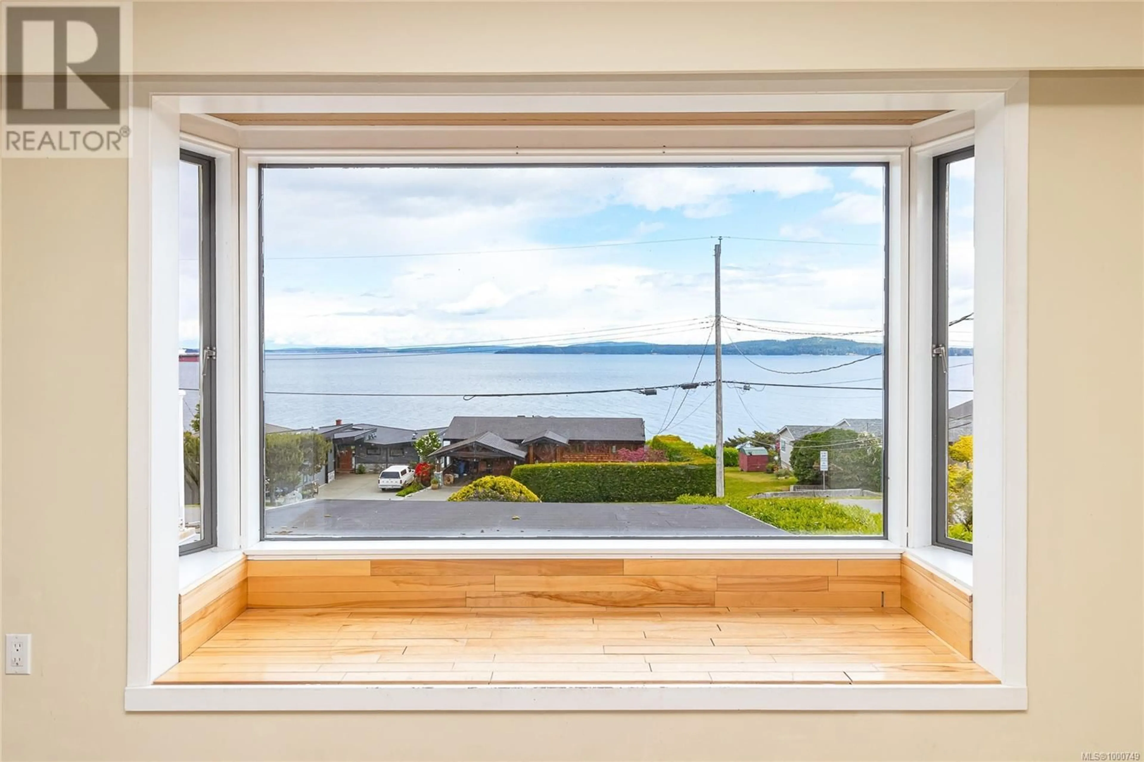 Indoor entryway for 3702 GARDNER ROAD, Ladysmith British Columbia V9G2A2