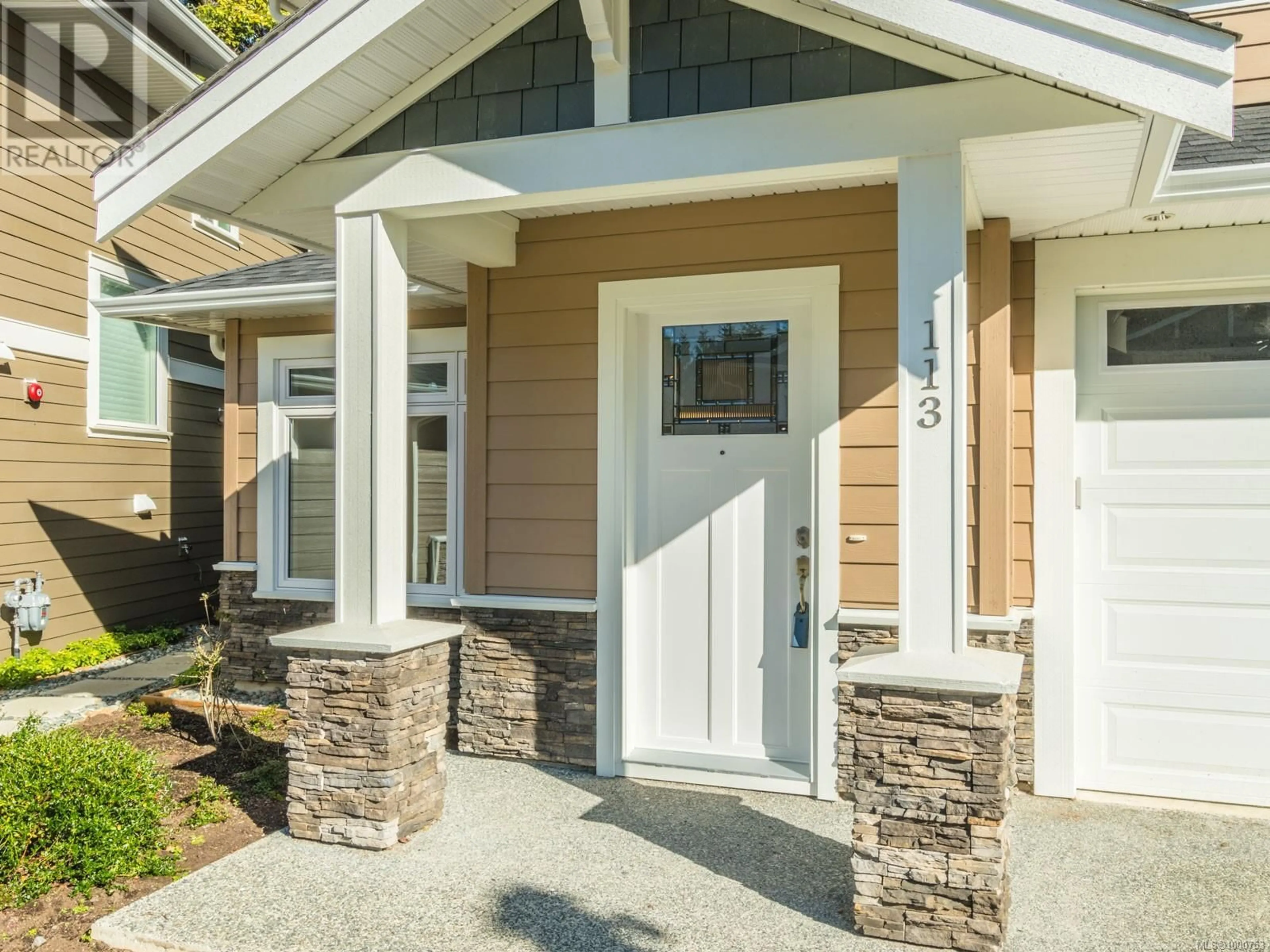 Home with vinyl exterior material, street for 113 - 5160 HAMMOND BAY ROAD, Nanaimo British Columbia V9T5B5