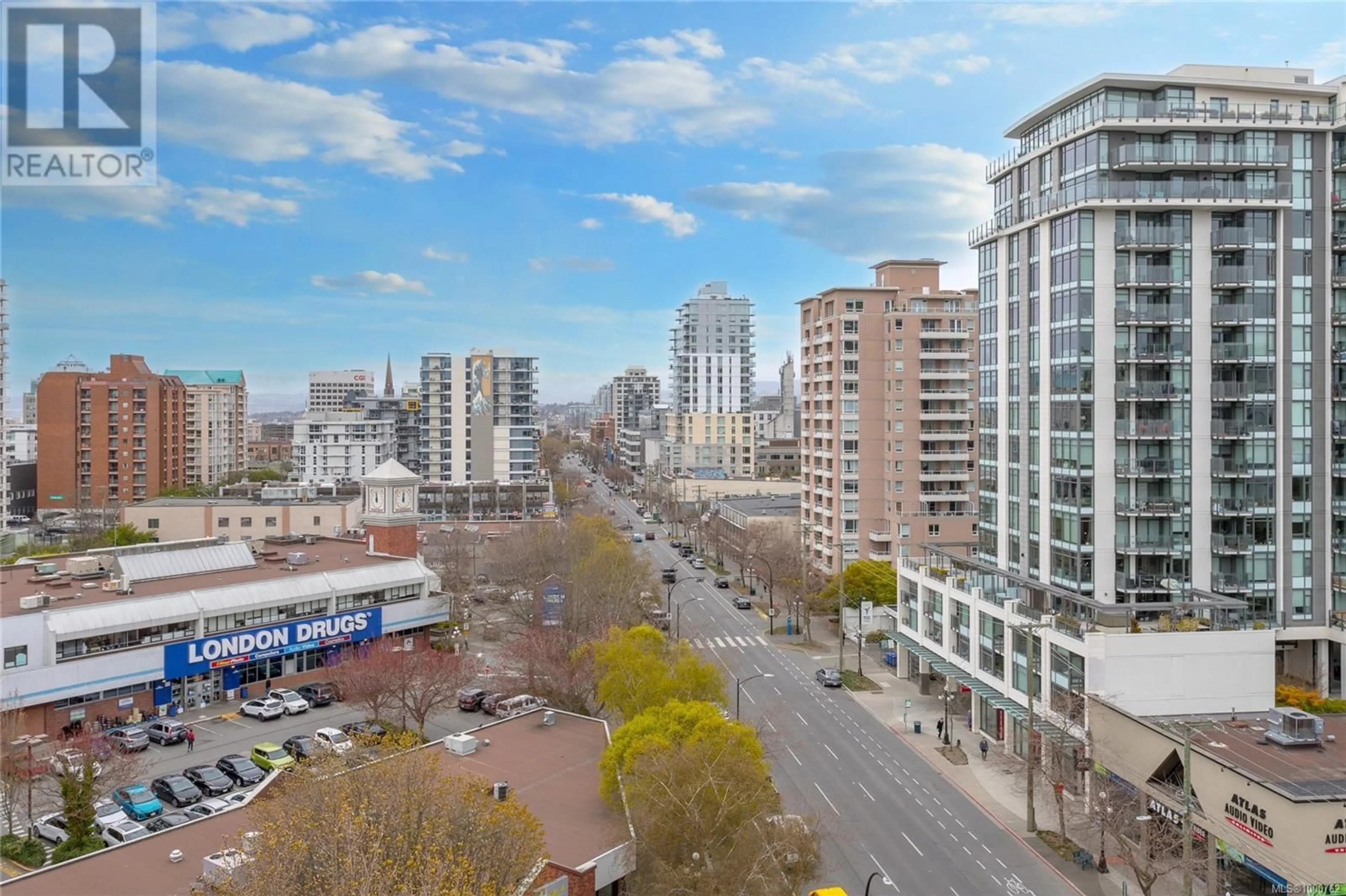 A pic from outside/outdoor area/front of a property/back of a property/a pic from drone, city buildings view from balcony for 1102 - 1010 VIEW STREET, Victoria British Columbia V8V4Y3