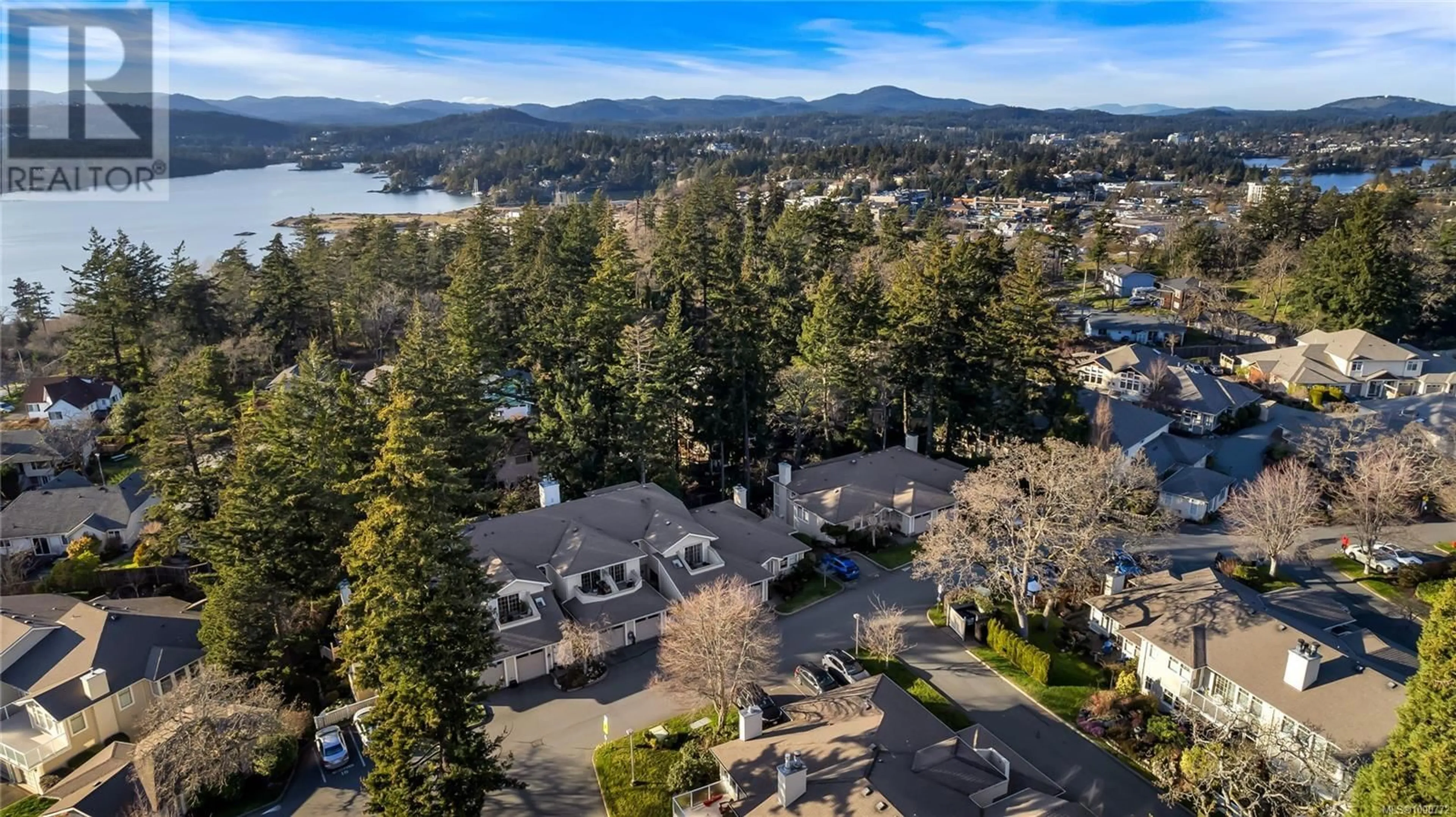 A pic from outside/outdoor area/front of a property/back of a property/a pic from drone, water/lake/river/ocean view for 30 - 850 PARKLANDS DRIVE, Esquimalt British Columbia V9A4L5