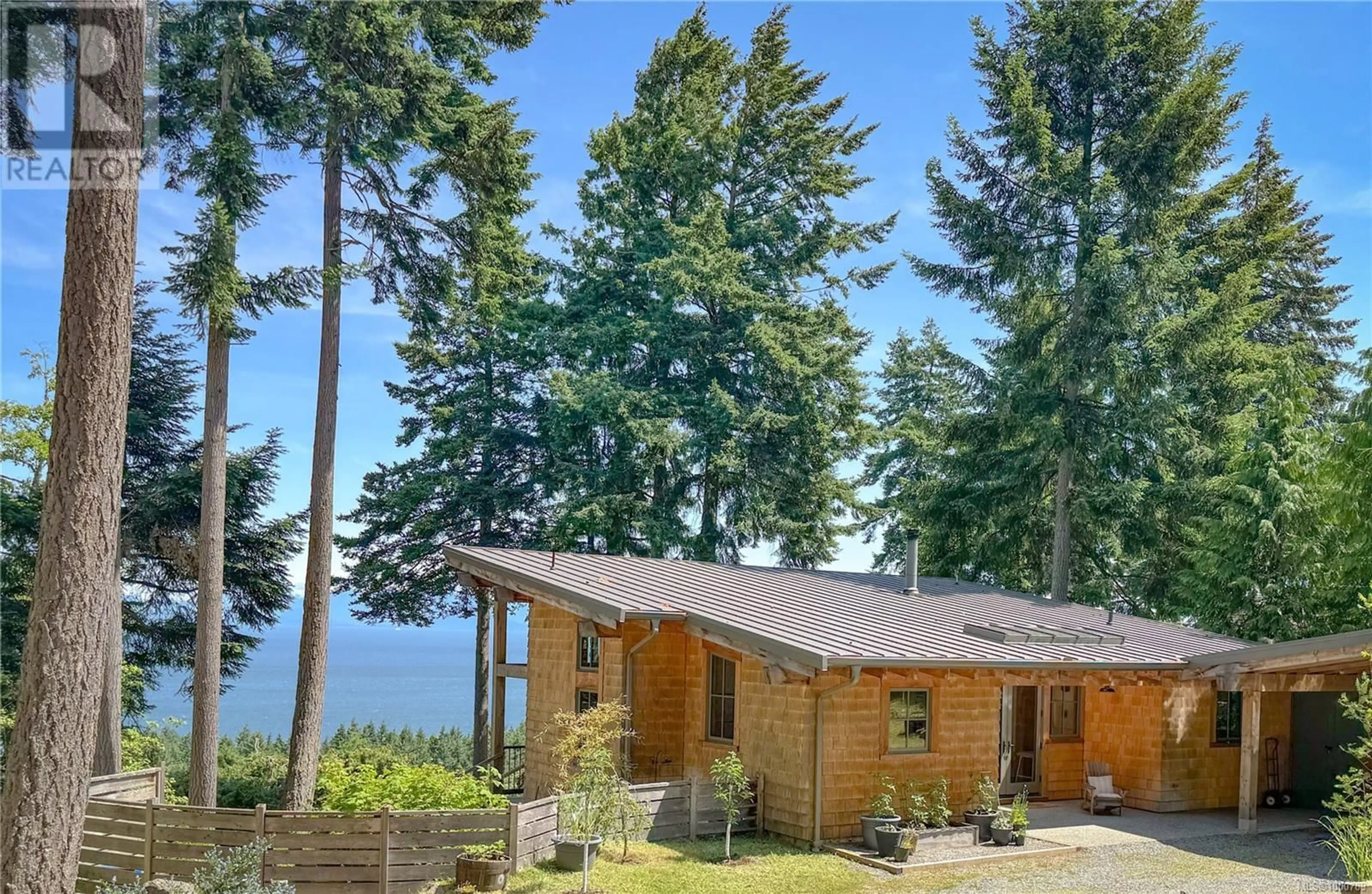 Patio, unknown for 1432 WILD CHERRY TERRACE, Gabriola Island British Columbia V0R1X5