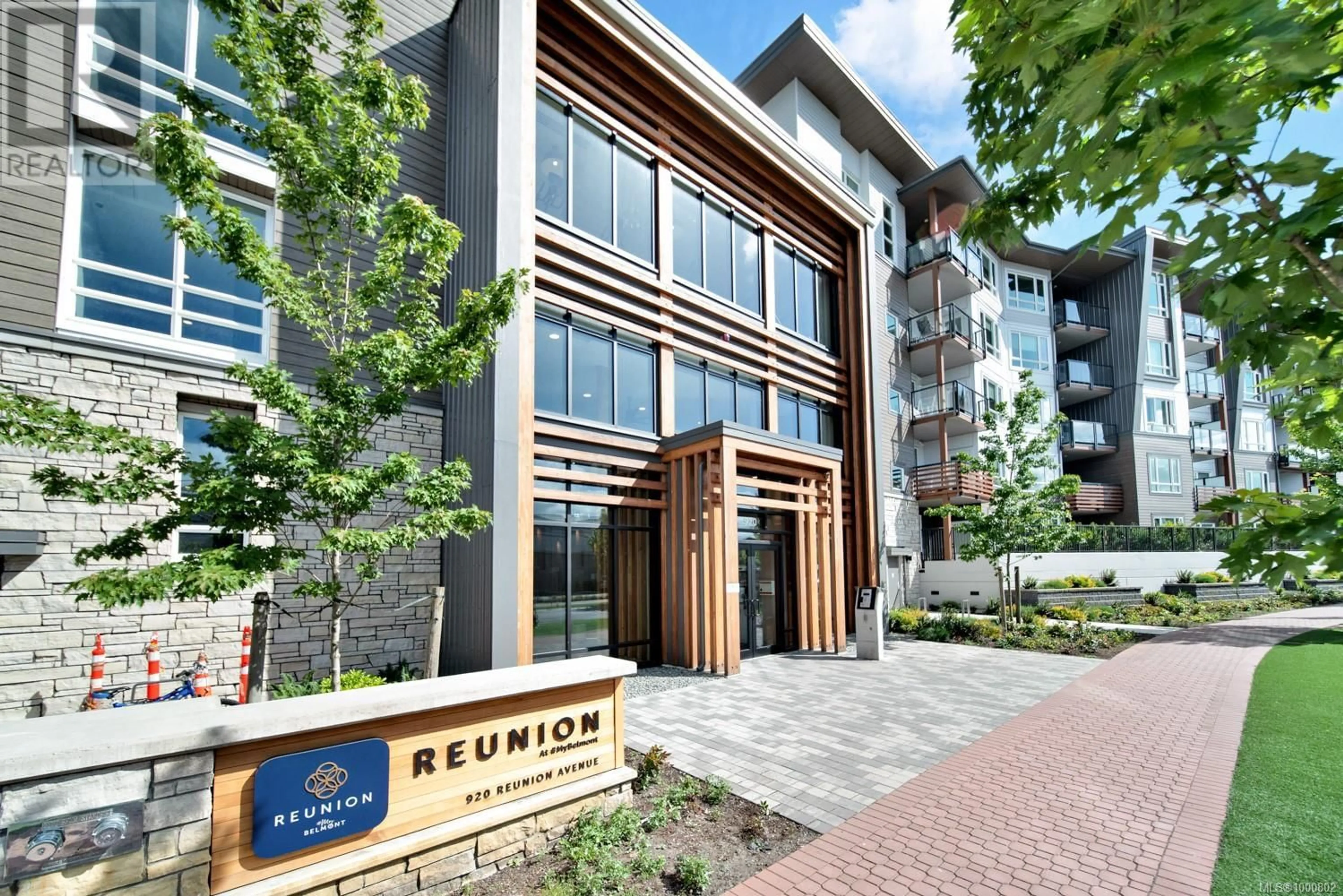 Patio, building for 531 - 920 REUNION AVENUE, Langford British Columbia V9B0W8