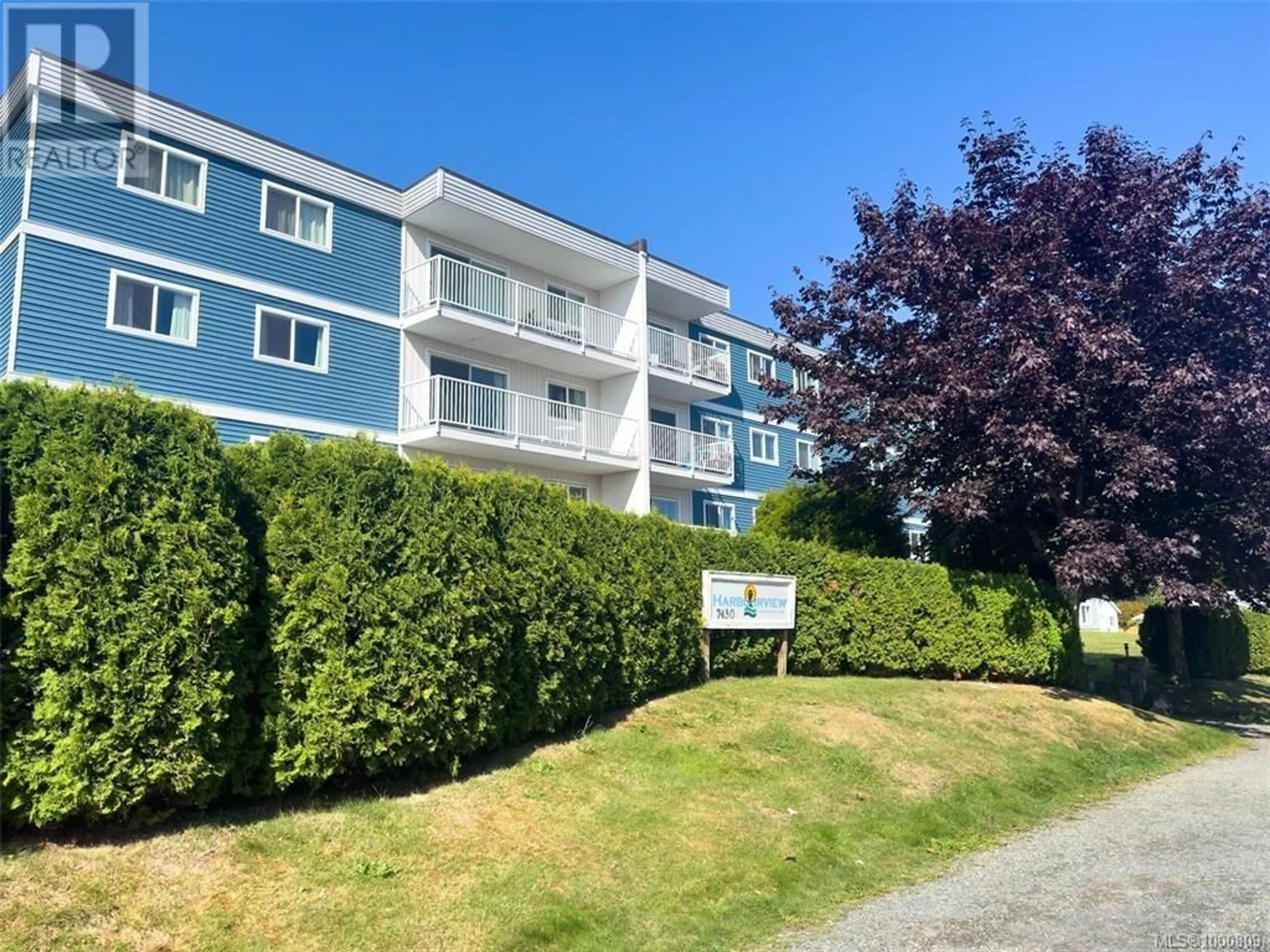 A pic from outside/outdoor area/front of a property/back of a property/a pic from drone, unknown for 410 - 7450 RUPERT STREET, Port Hardy British Columbia V0N2P0