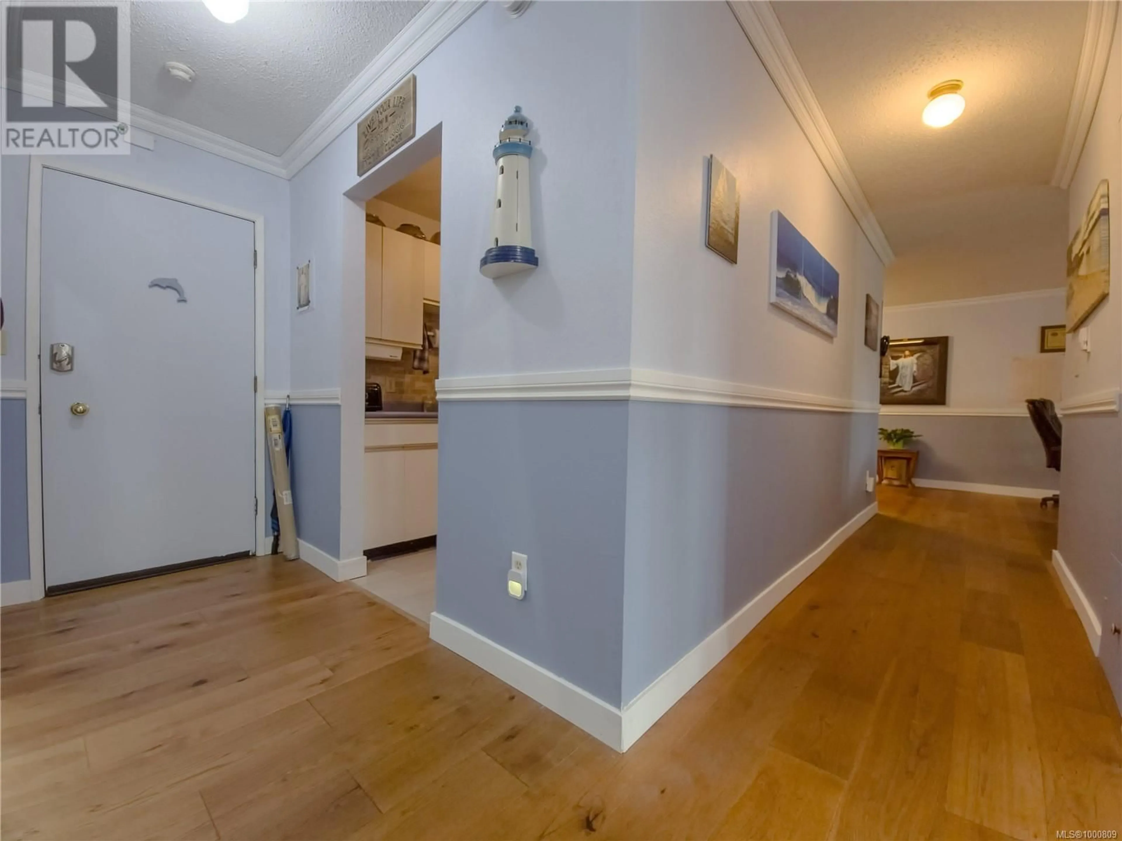 Indoor foyer for 410 - 7450 RUPERT STREET, Port Hardy British Columbia V0N2P0