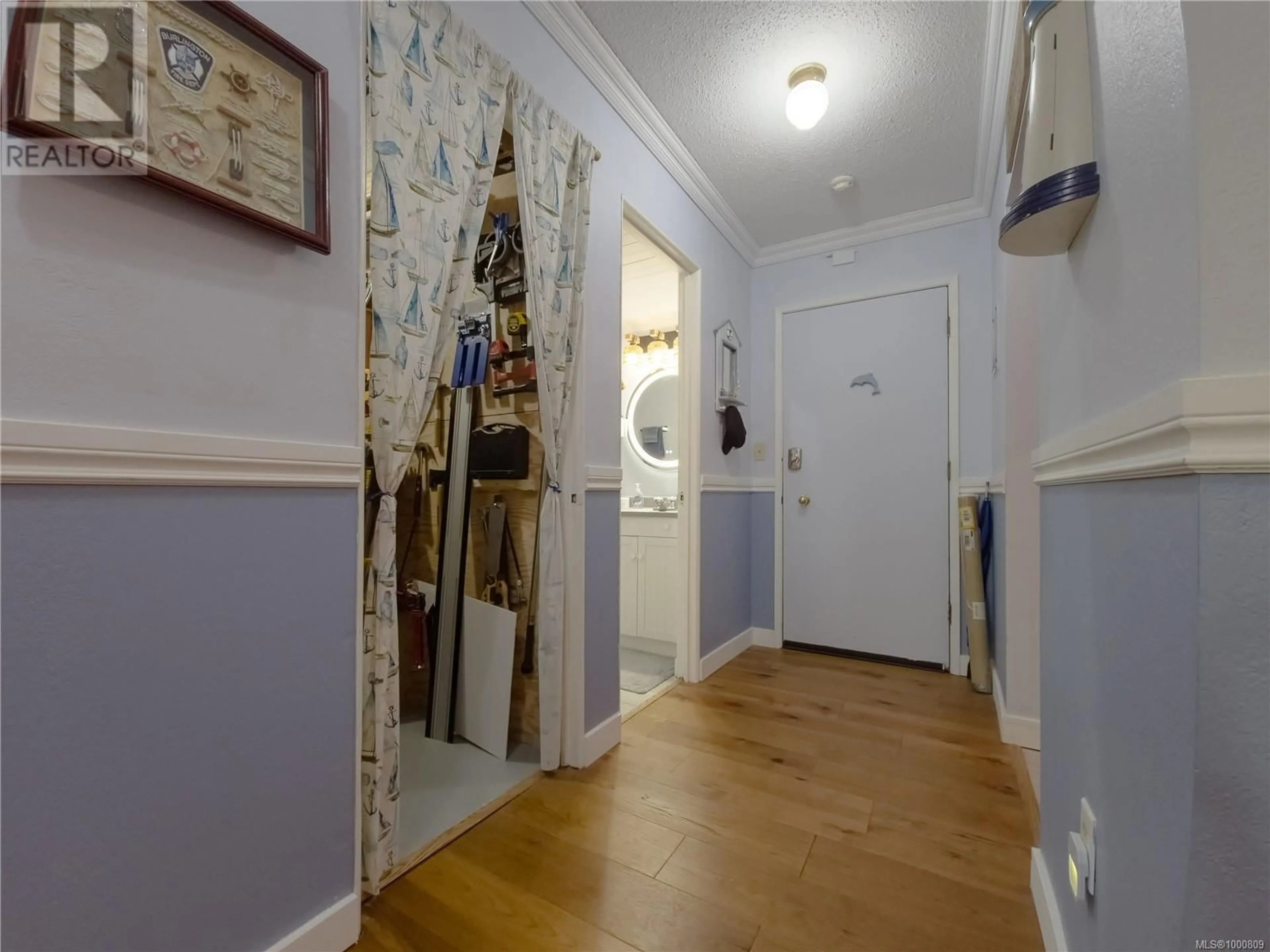 Indoor entryway for 410 - 7450 RUPERT STREET, Port Hardy British Columbia V0N2P0