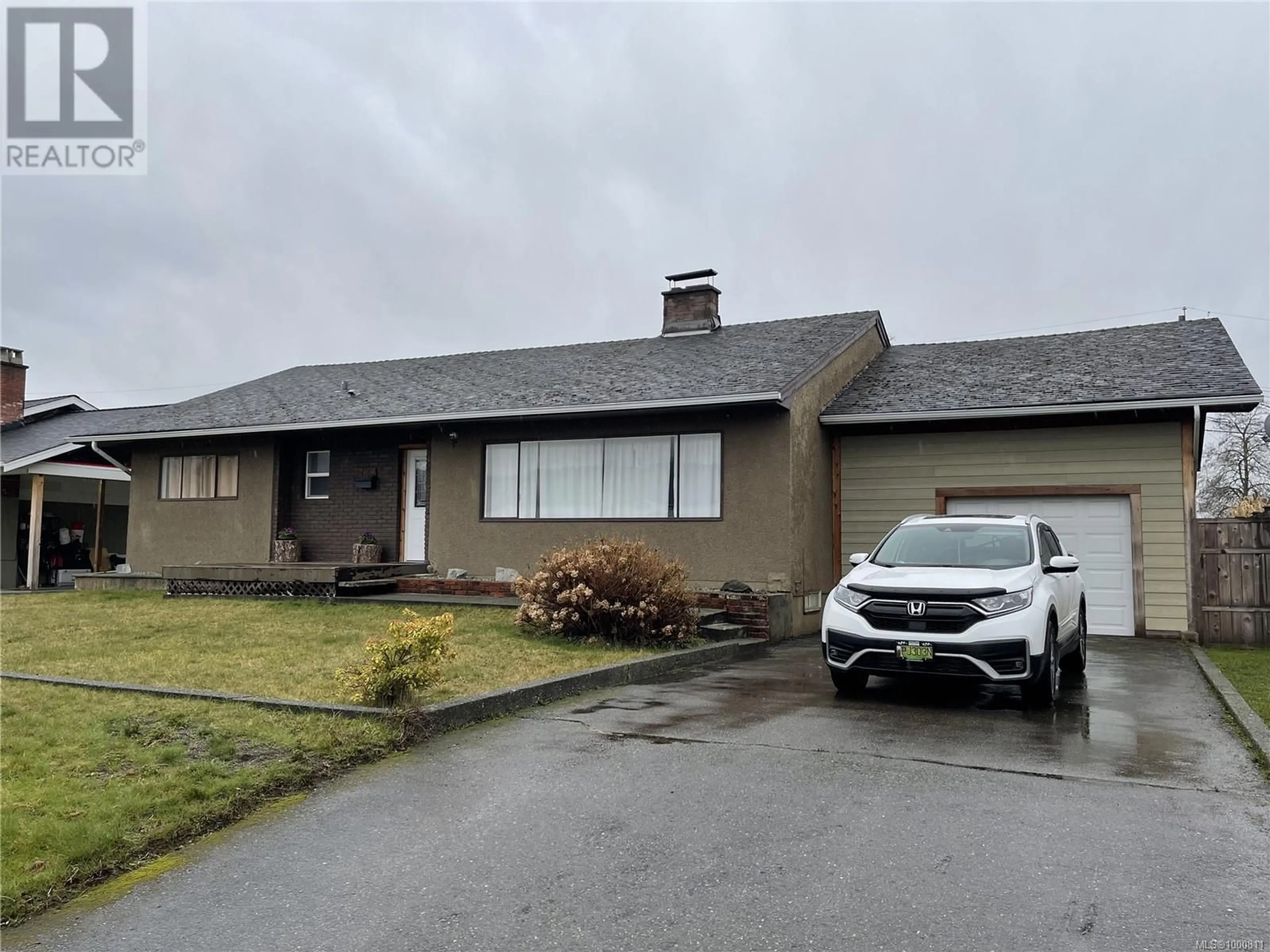 A pic from outside/outdoor area/front of a property/back of a property/a pic from drone, street for 4162 GLENSIDE ROAD, Port Alberni British Columbia V9Y8N9