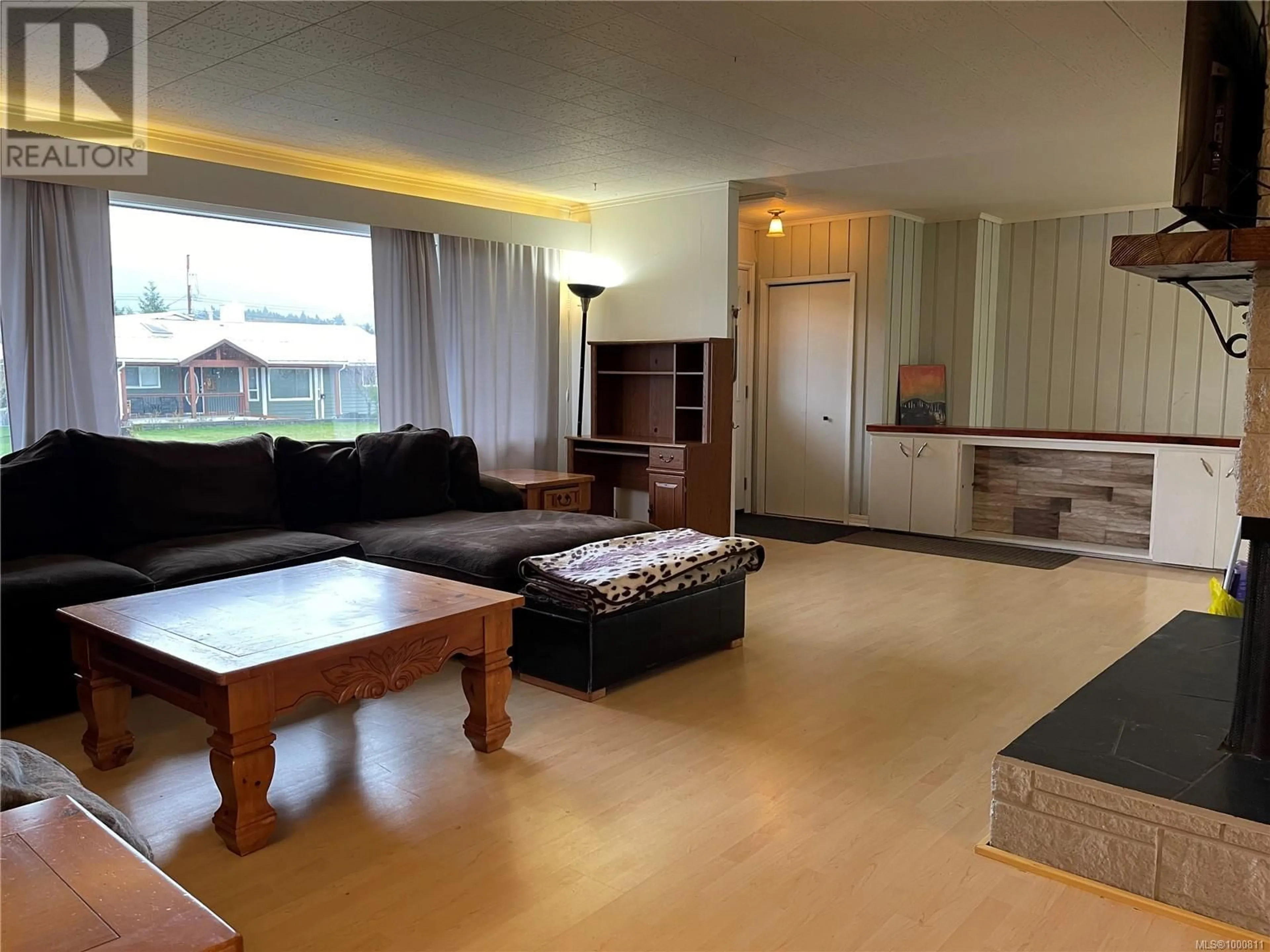 Living room with furniture, unknown for 4162 GLENSIDE ROAD, Port Alberni British Columbia V9Y8N9