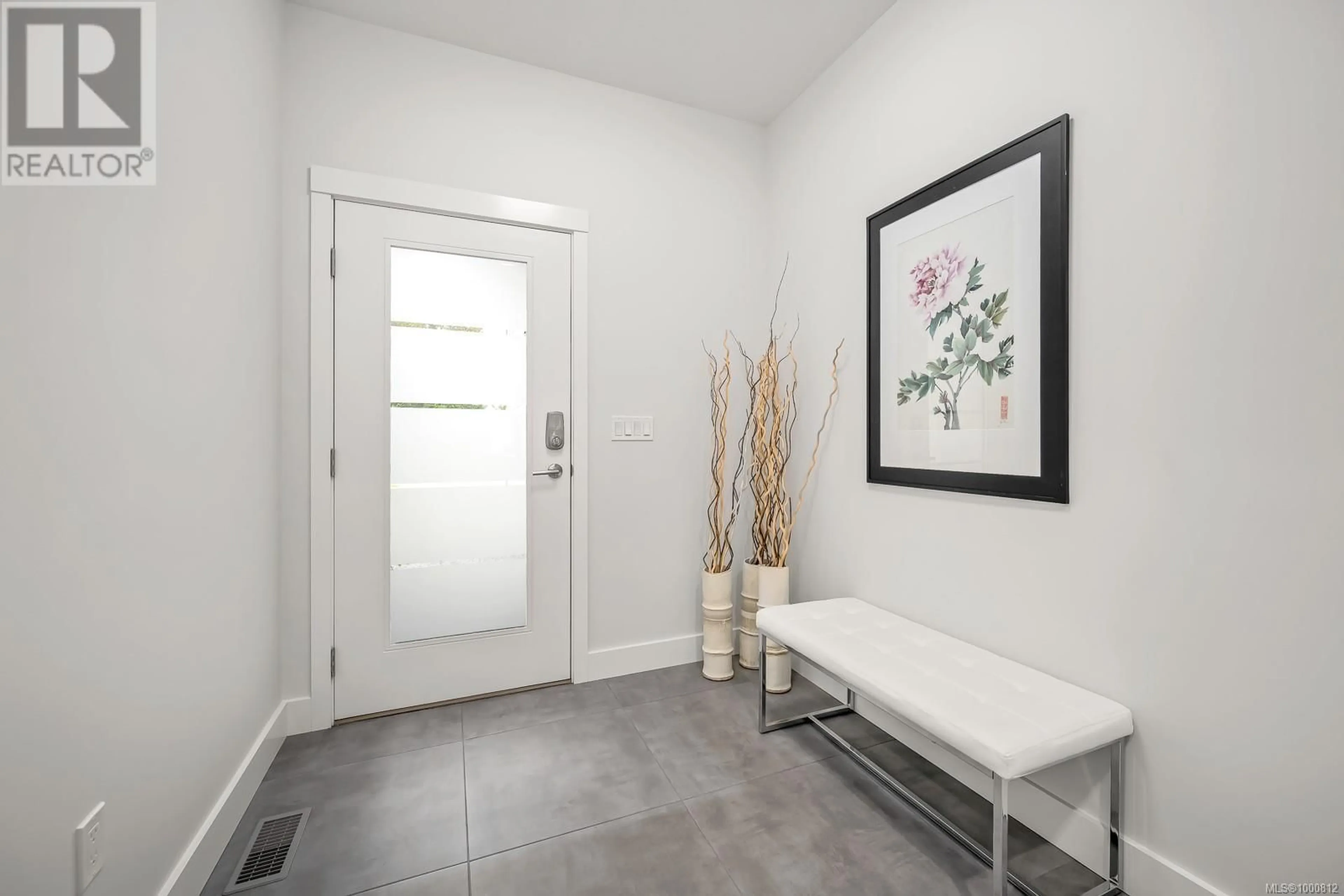 Indoor entryway for 83 GRAYHAWK PLACE, Courtenay British Columbia V9N0G1