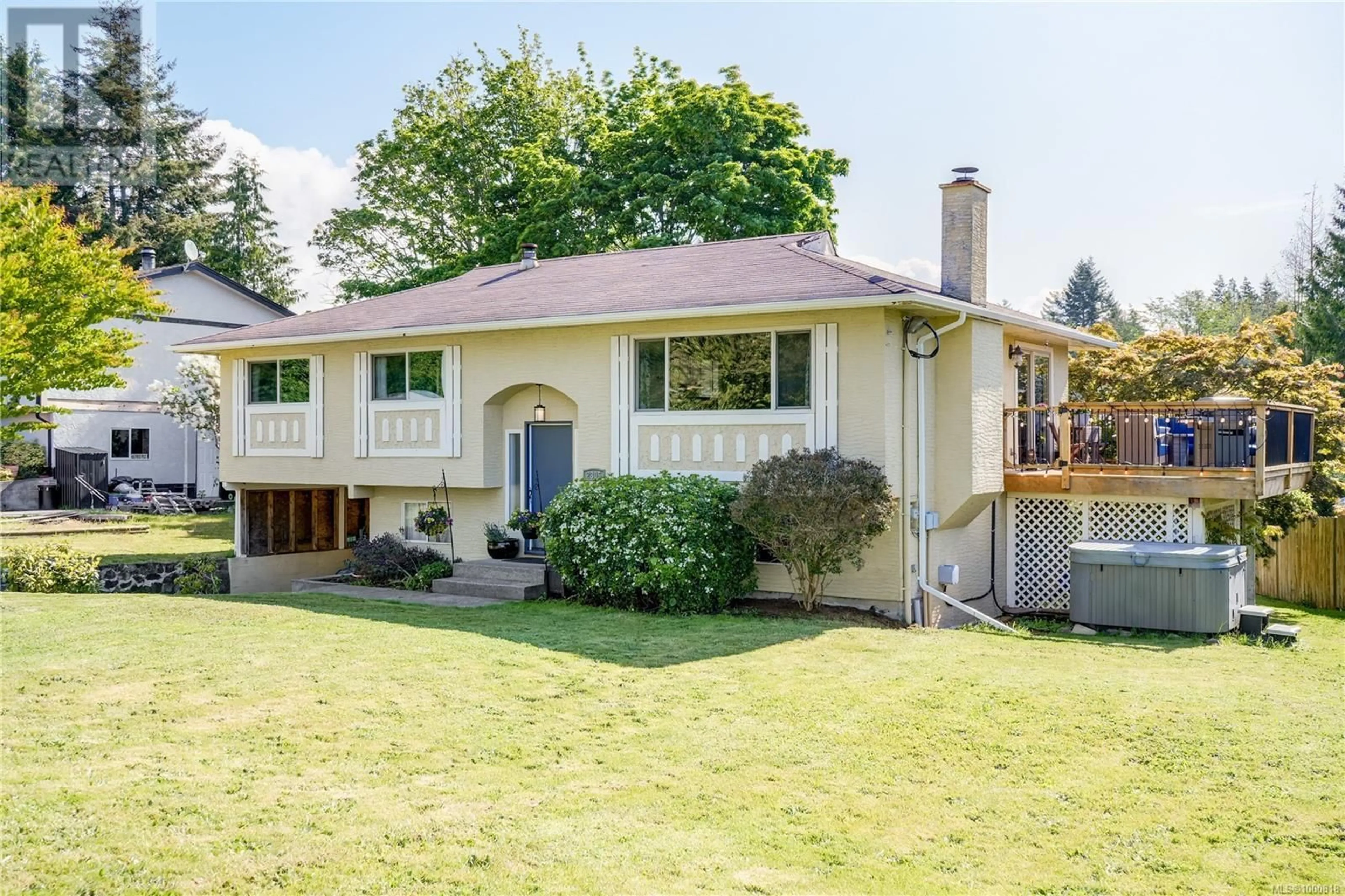 Home with vinyl exterior material, unknown for 2305 FRENCH ROAD NORTH, Sooke British Columbia V9Z0M5