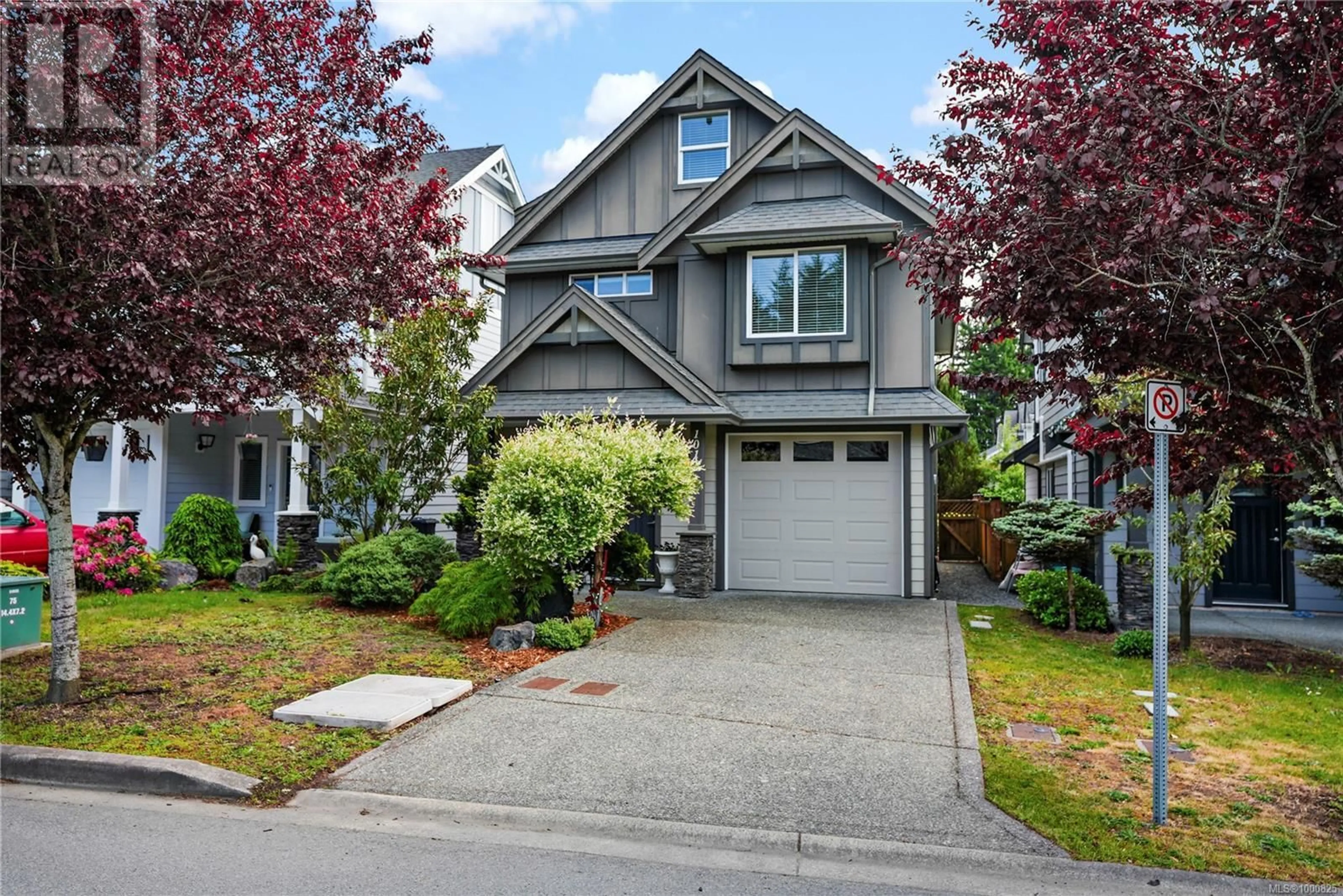 Home with vinyl exterior material, street for 1011 BRAEBURN AVENUE, Langford British Columbia V9C0H8