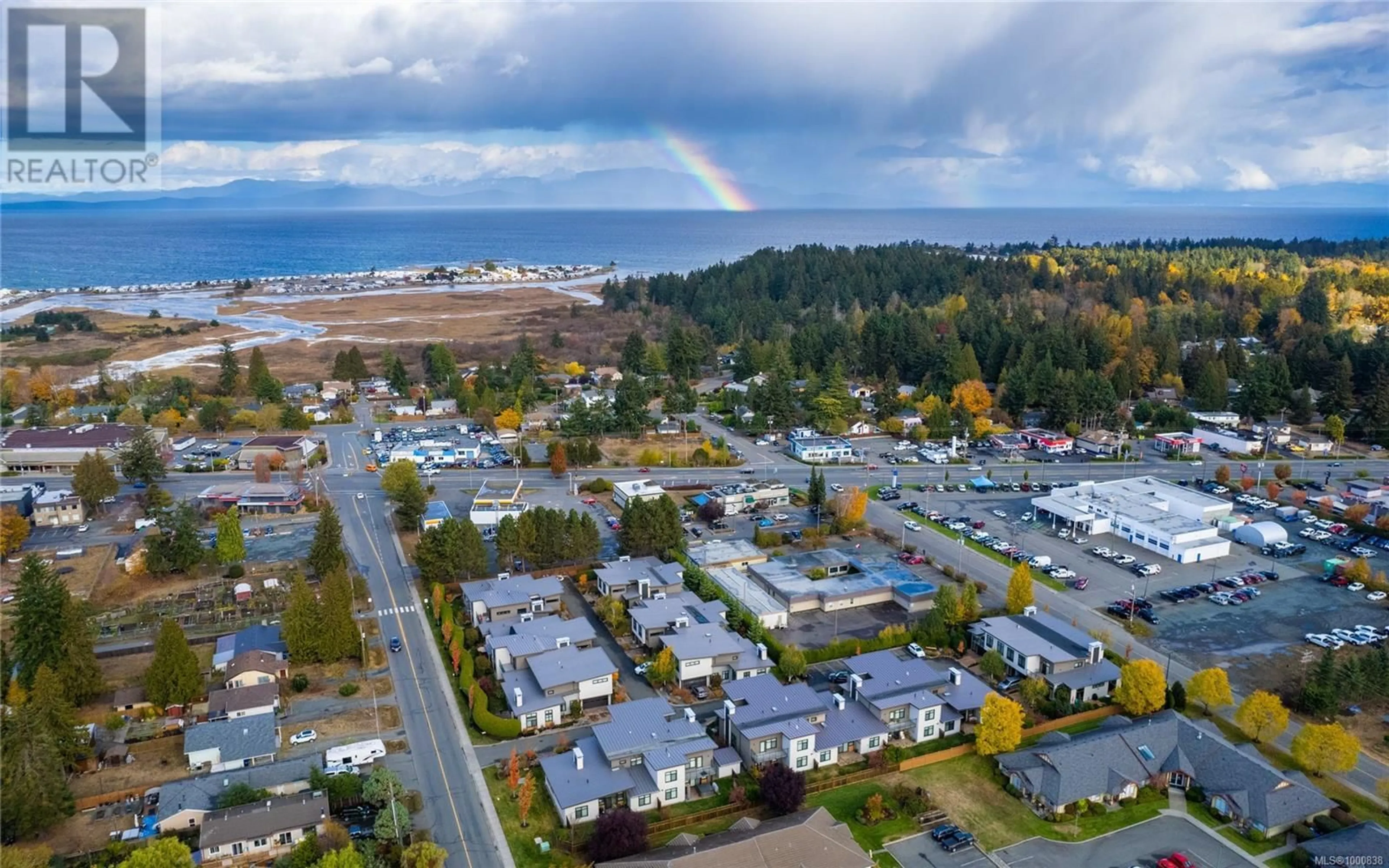 A pic from outside/outdoor area/front of a property/back of a property/a pic from drone, water/lake/river/ocean view for 15 - 220 MCVICKERS STREET, Parksville British Columbia V9P0B4