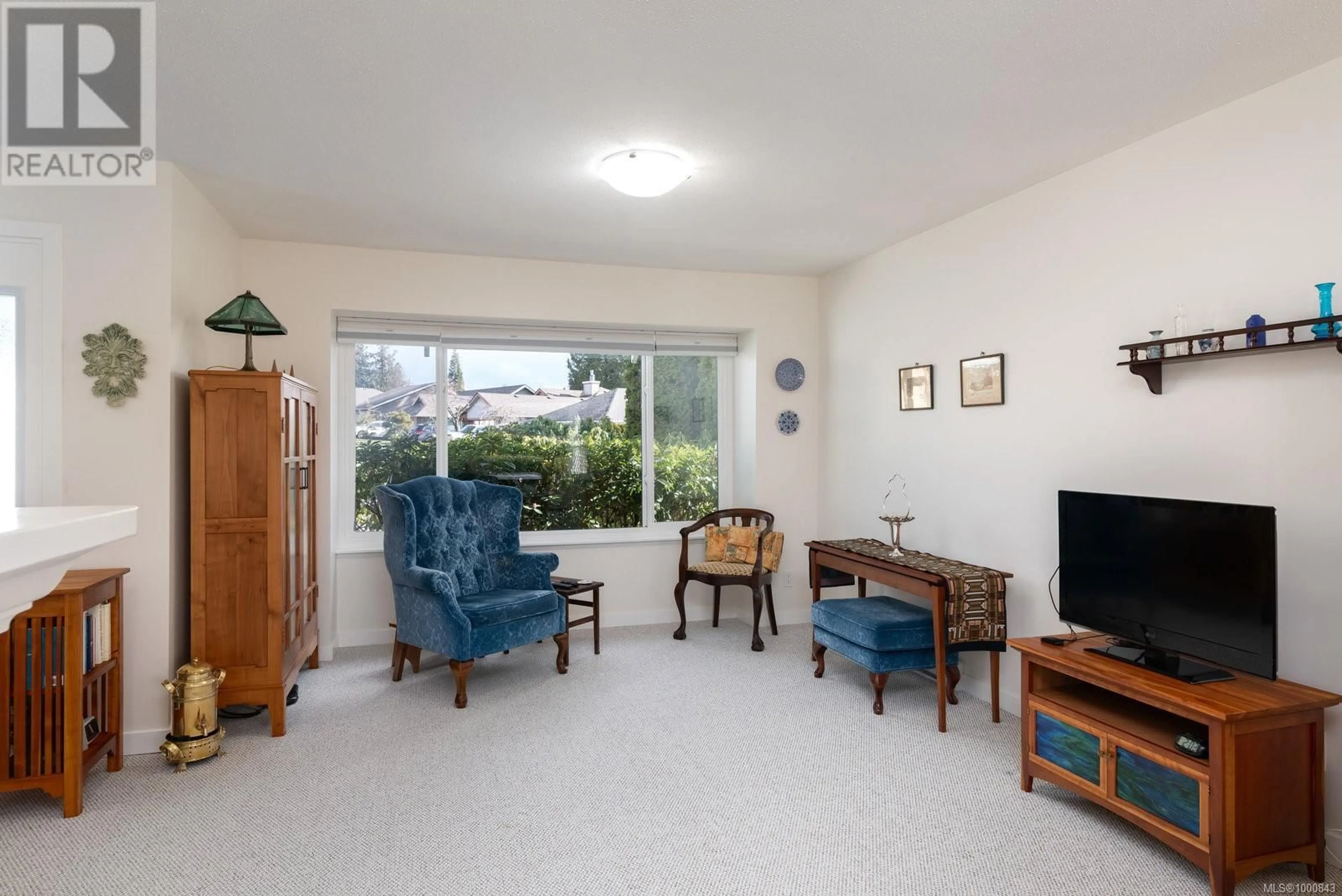 Living room with furniture, unknown for 3715 ARBUTUS DRIVE NORTH, Cobble Hill British Columbia V8H0K8