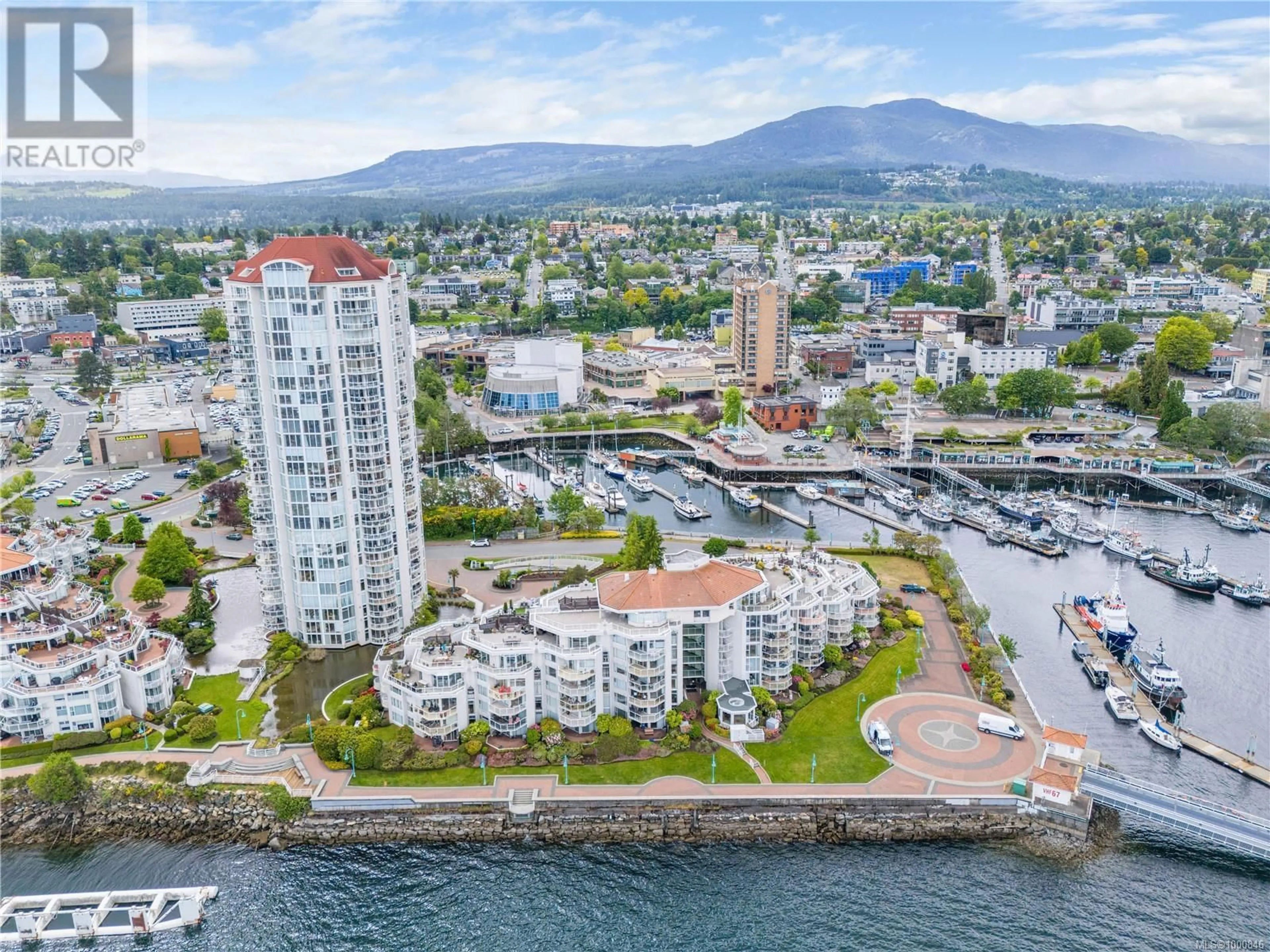 A pic from outside/outdoor area/front of a property/back of a property/a pic from drone, water/lake/river/ocean view for 315 - 150 PROMENADE DRIVE, Nanaimo British Columbia V9R6M6