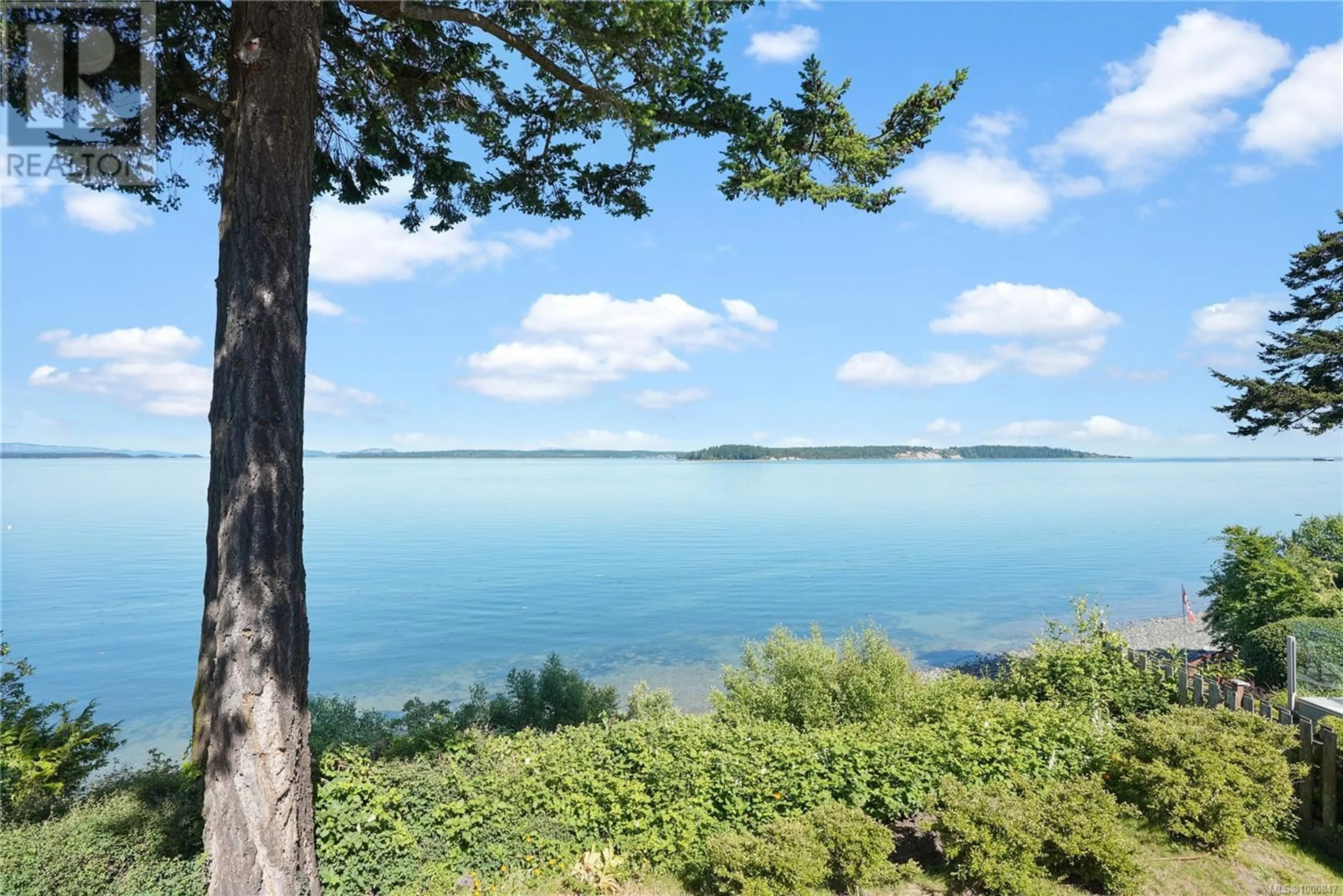 Unknown for 8693 LOCHSIDE DRIVE, North Saanich British Columbia V8L1M8