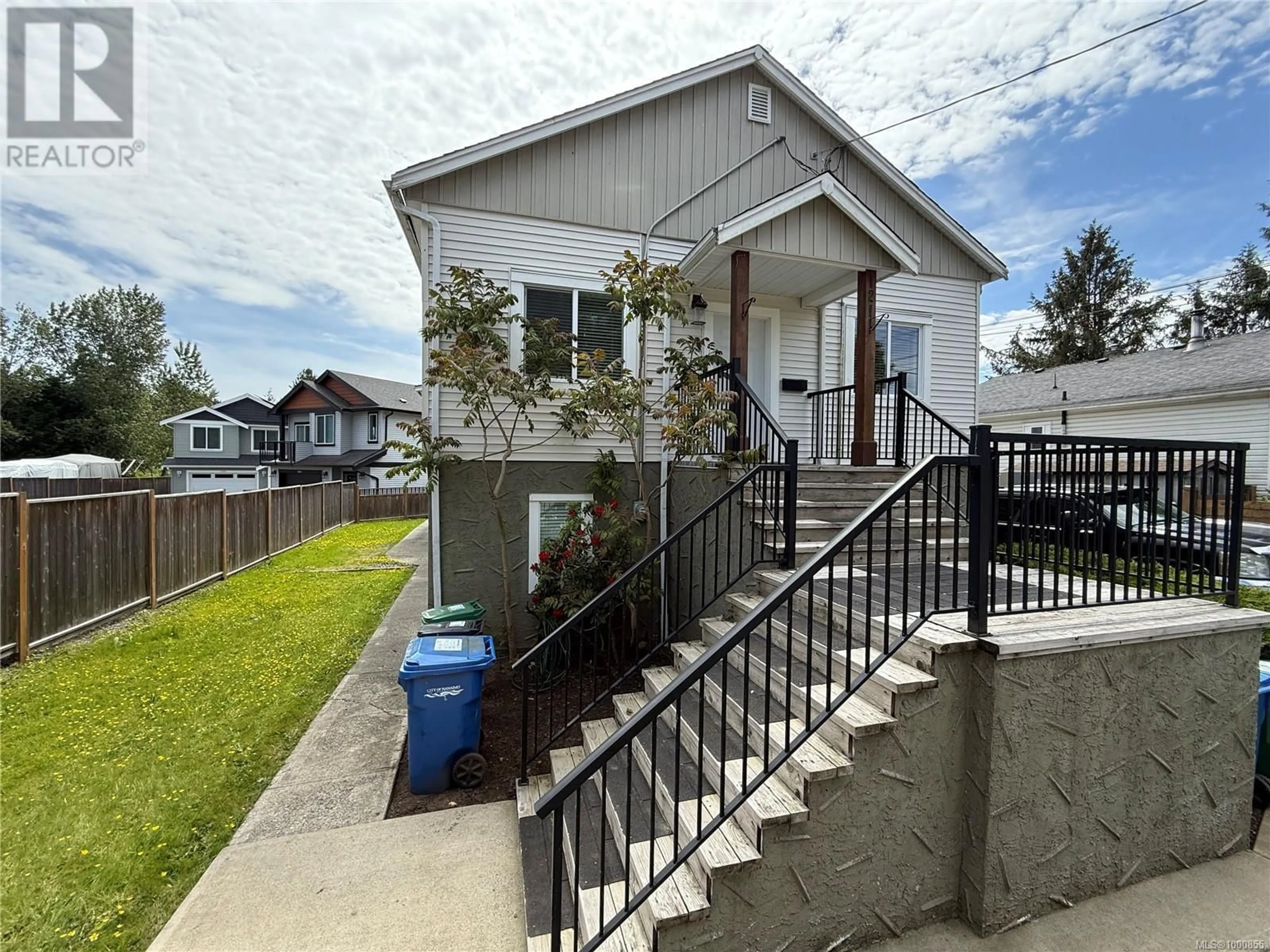 Unknown for 121 HAREWOOD ROAD, Nanaimo British Columbia V9R2Y7
