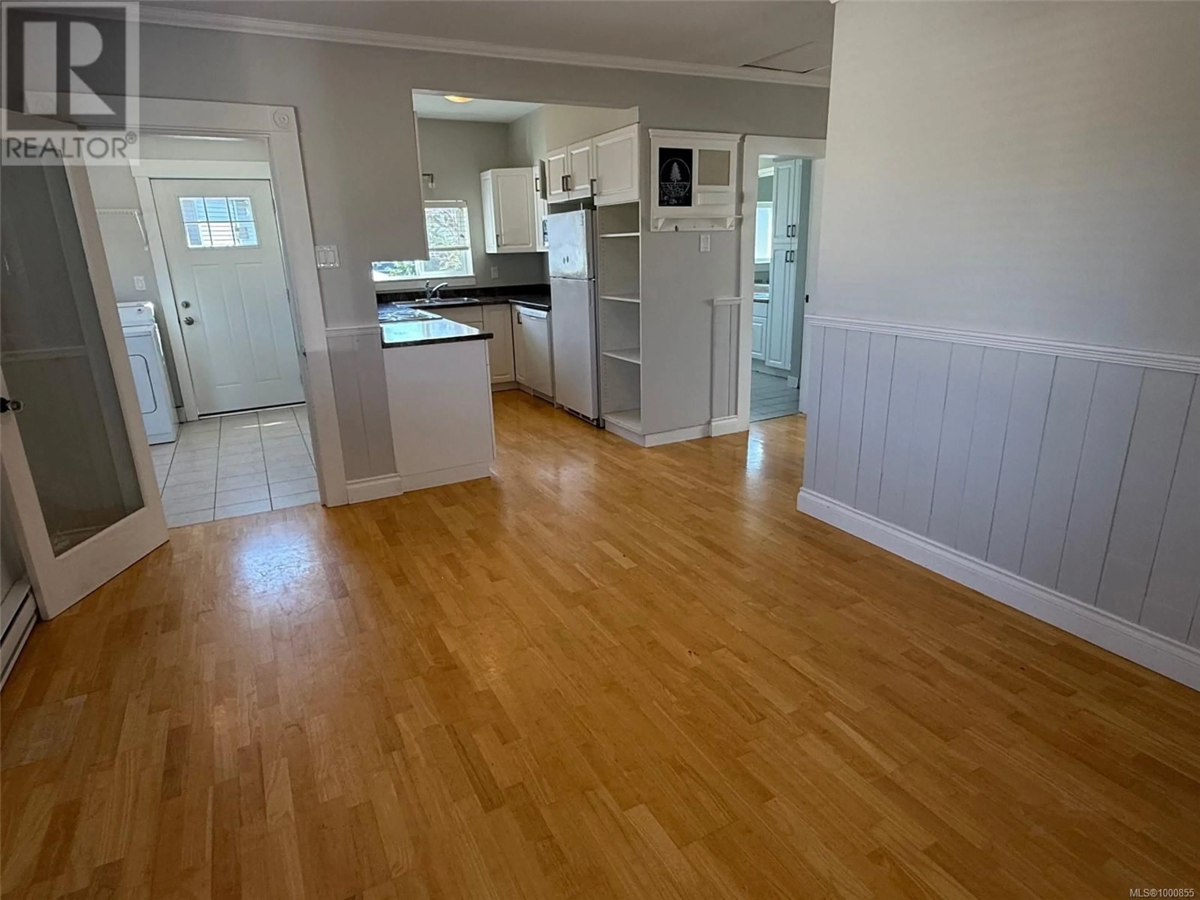 A pic of a room for 121 HAREWOOD ROAD, Nanaimo British Columbia V9R2Y7