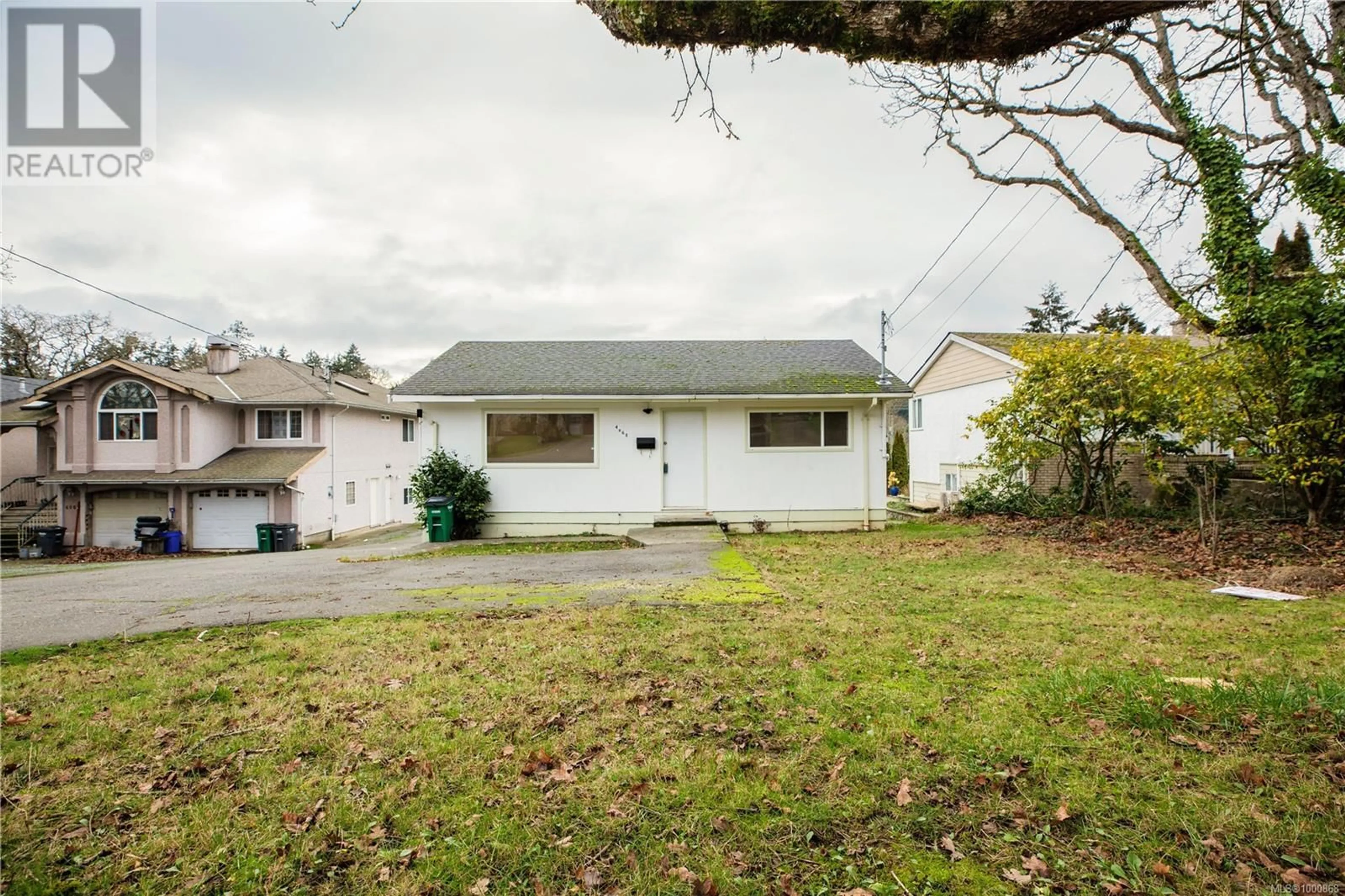 Unknown for 4068 GRANGE ROAD, Saanich British Columbia V8Z4V5